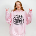 Just Married Heart Design - Honeymoon Unisex Crewneck T-Shirt Sweatshirt Hoodie