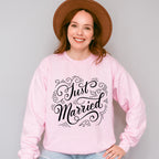 Just Married Curly Design - Honeymoon Unisex Crewneck T-Shirt Sweatshirt Hoodie