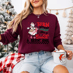 Torn Between Looking Like A Snack - Christmas Unisex Crewneck T-Shirt Sweatshirt Hoodie