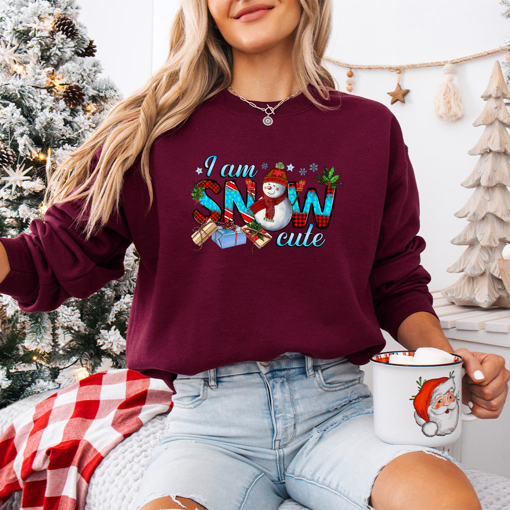 I am Snow Cute Design - Christmas Unisex Crewneck T-Shirt Sweatshirt Hoodie