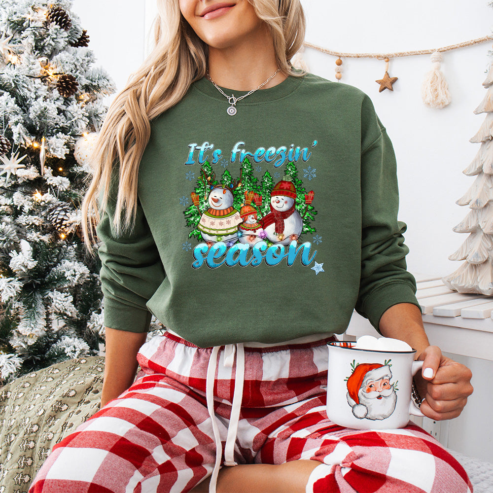 It's Freezing Season Snowman - Christmas Unisex Crewneck T-Shirt Sweatshirt Hoodie