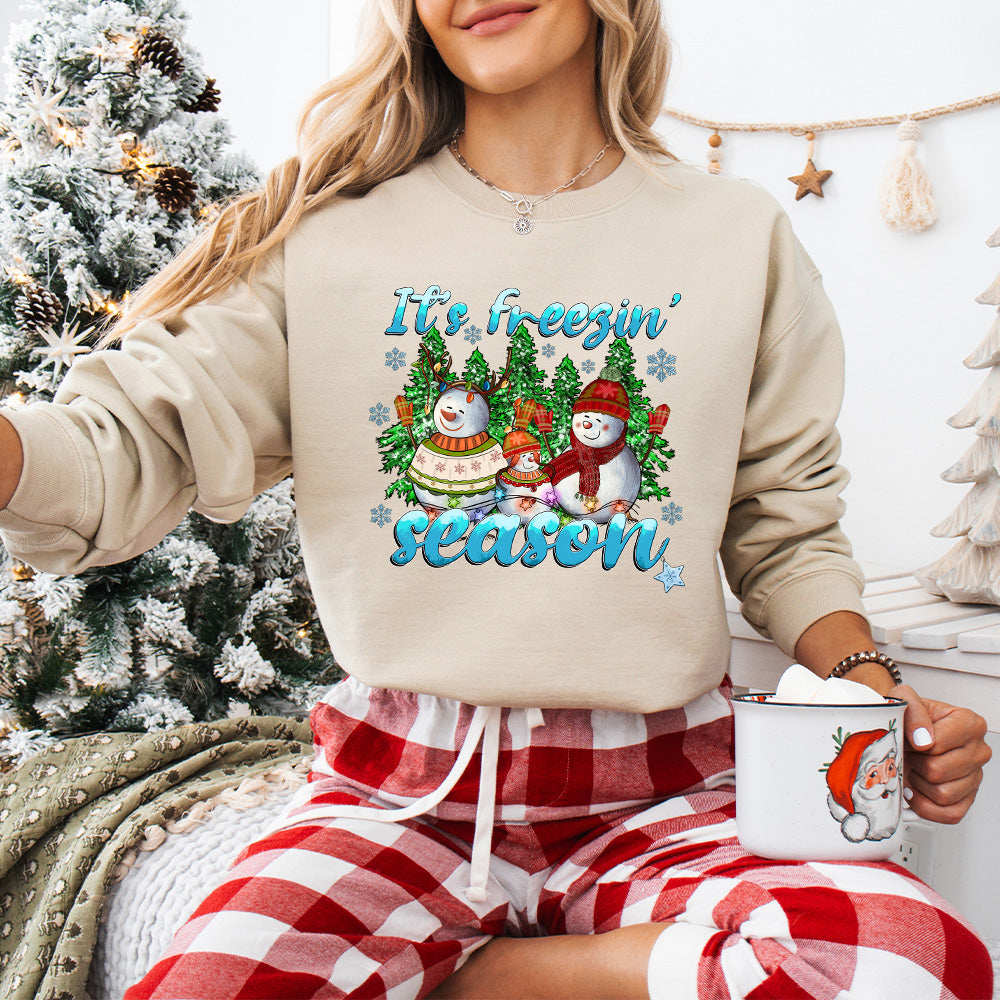 It's Freezing Season Snowman - Christmas Unisex Crewneck T-Shirt Sweatshirt Hoodie