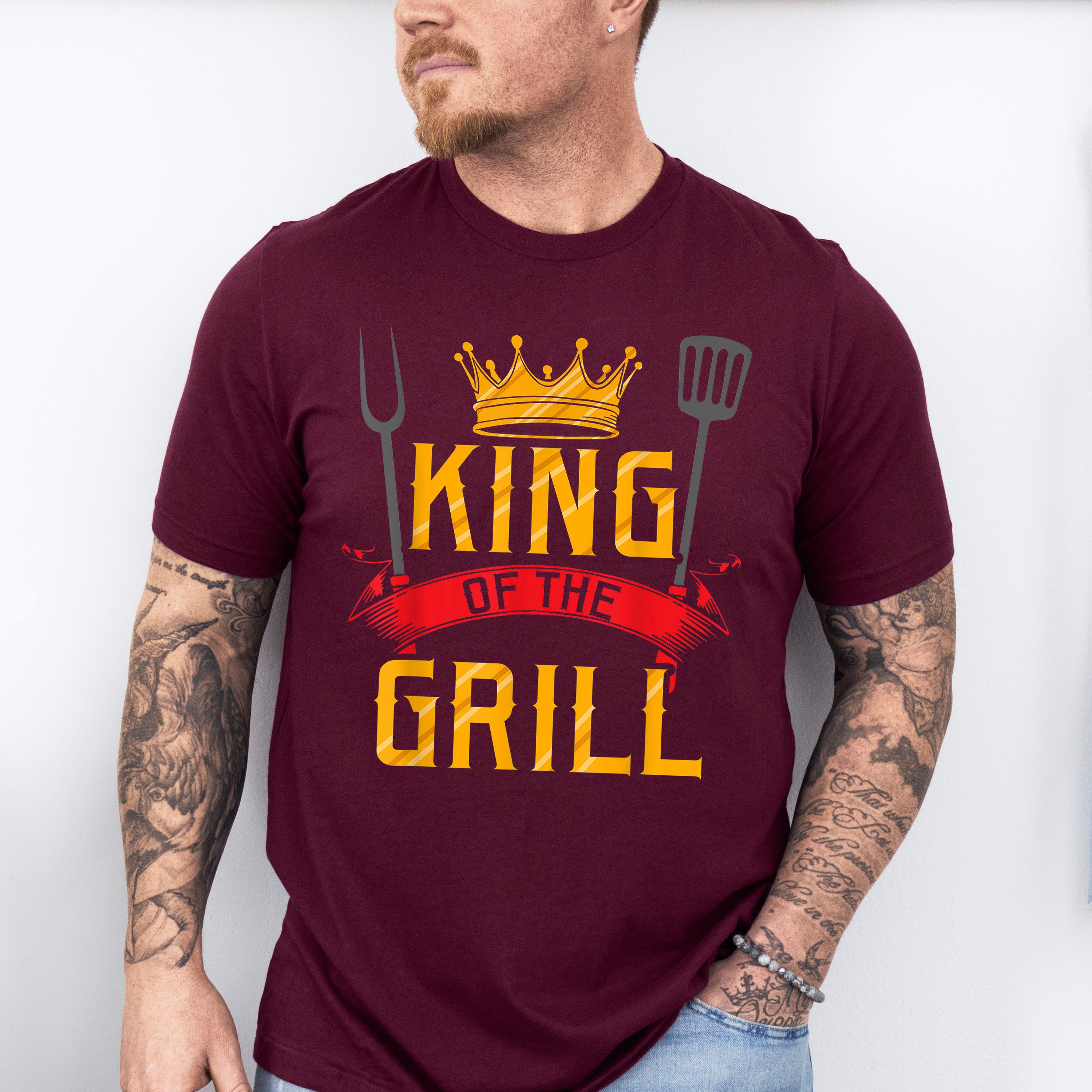 King Of The Grill Father's Day Unisex Crewneck T-Shirt Sweatshirt Hoodie