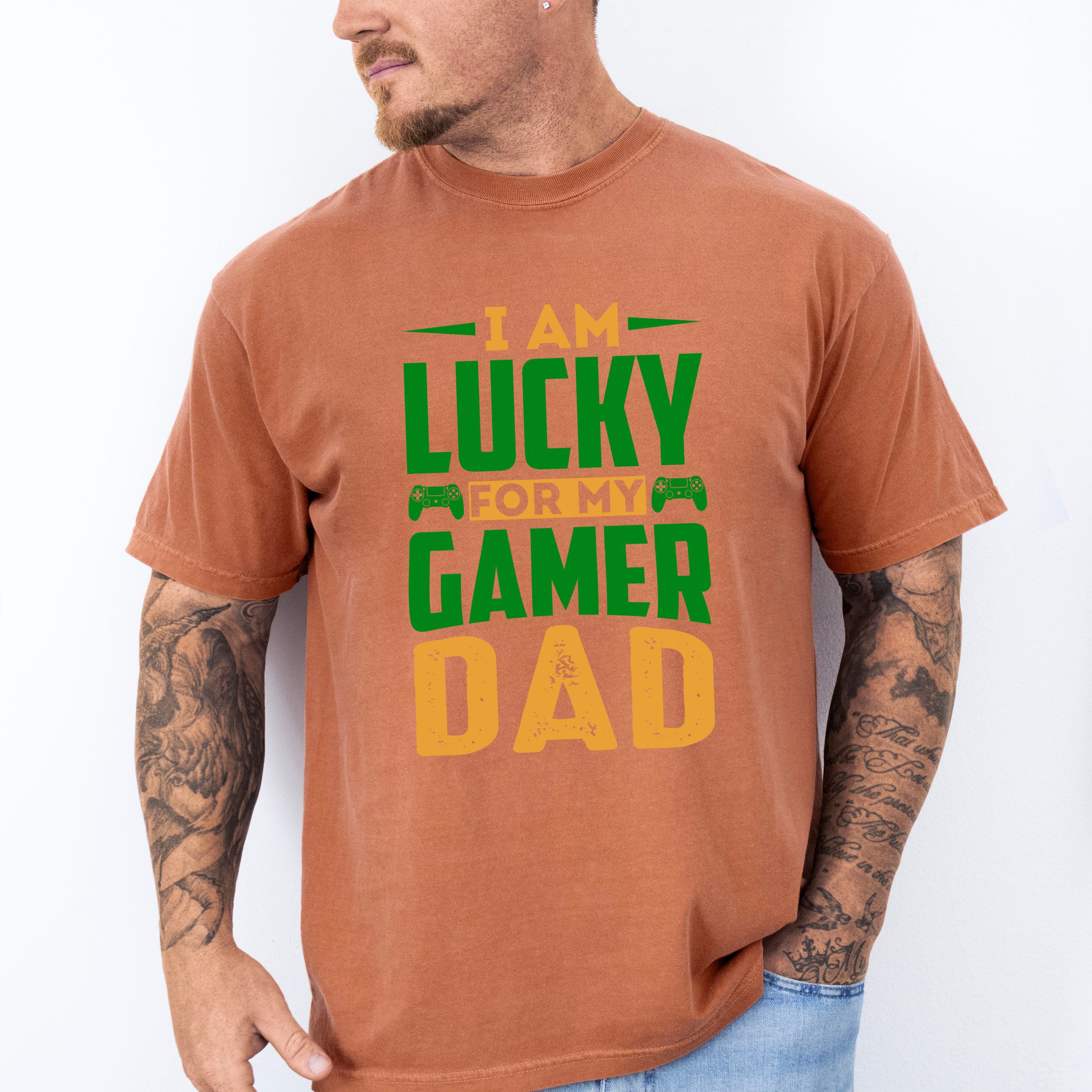 I'm Lucky Father's Day Unisex Crewneck T-Shirt Sweatshirt Hoodie