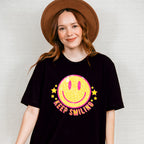 Keep Smiling Good Vibes Theme T-shirt, Hoodie, Sweatshirt