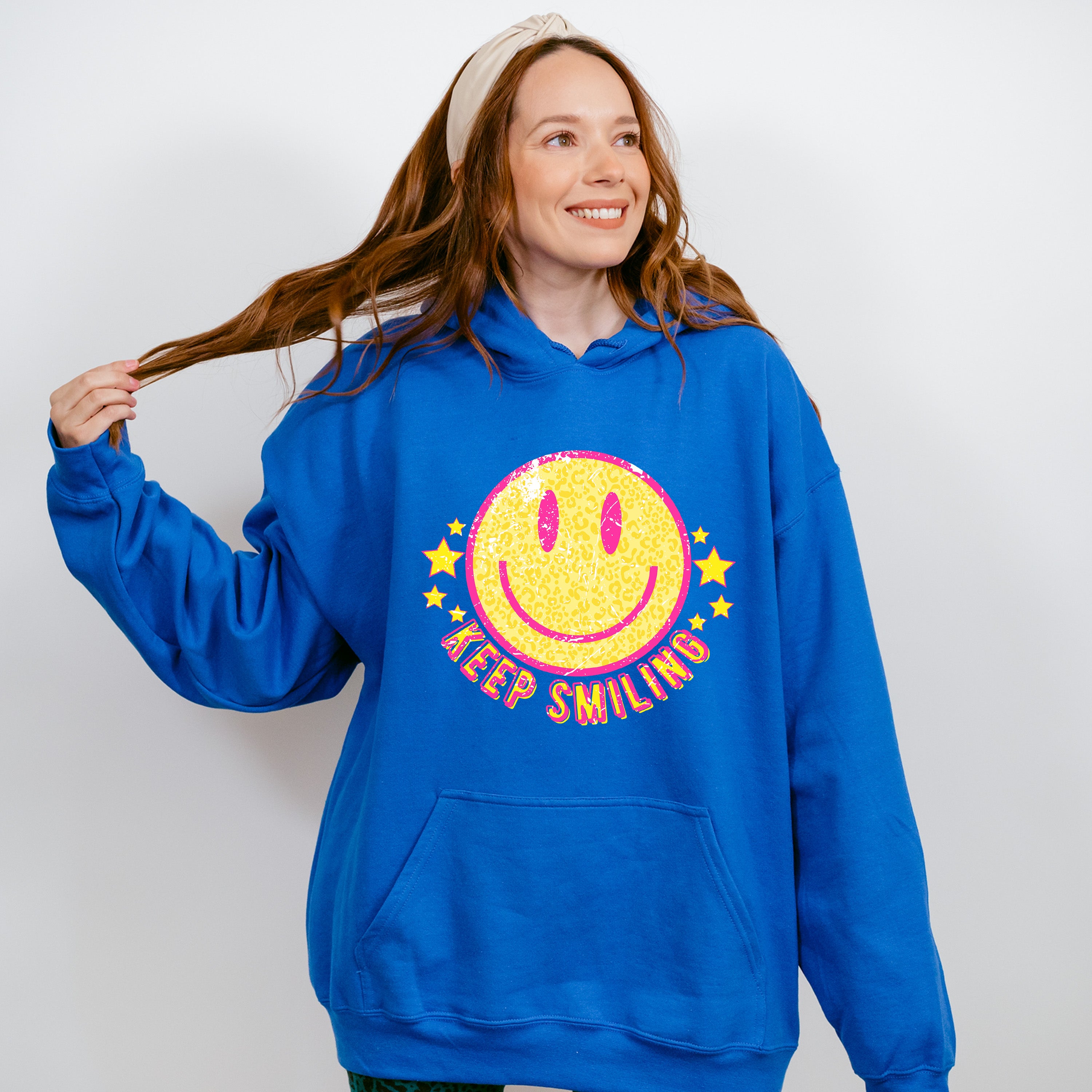 Keep Smiling Good Vibes Theme T-shirt, Hoodie, Sweatshirt