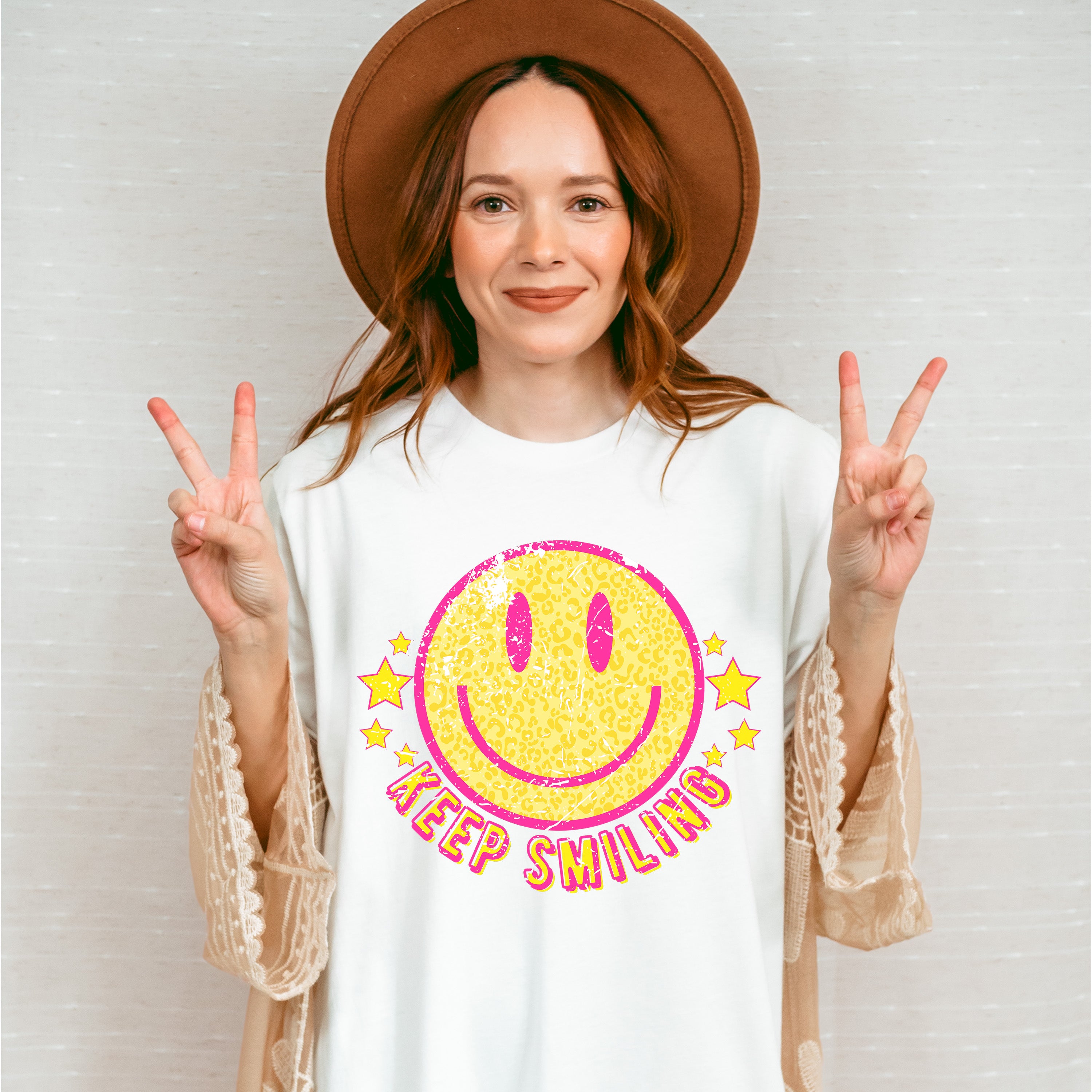 Keep Smiling Good Vibes Theme T-shirt, Hoodie, Sweatshirt