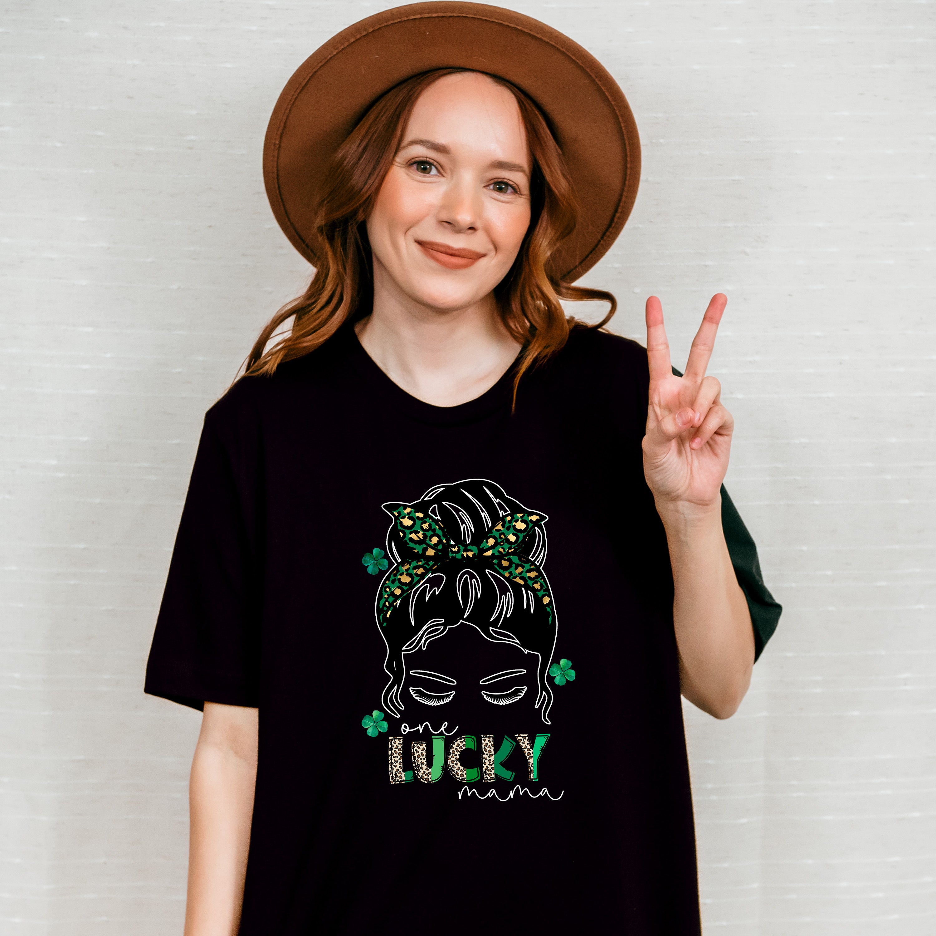 One Lucky Mama St Patricks Theme T-shirt, Hoodie, Sweatshirt