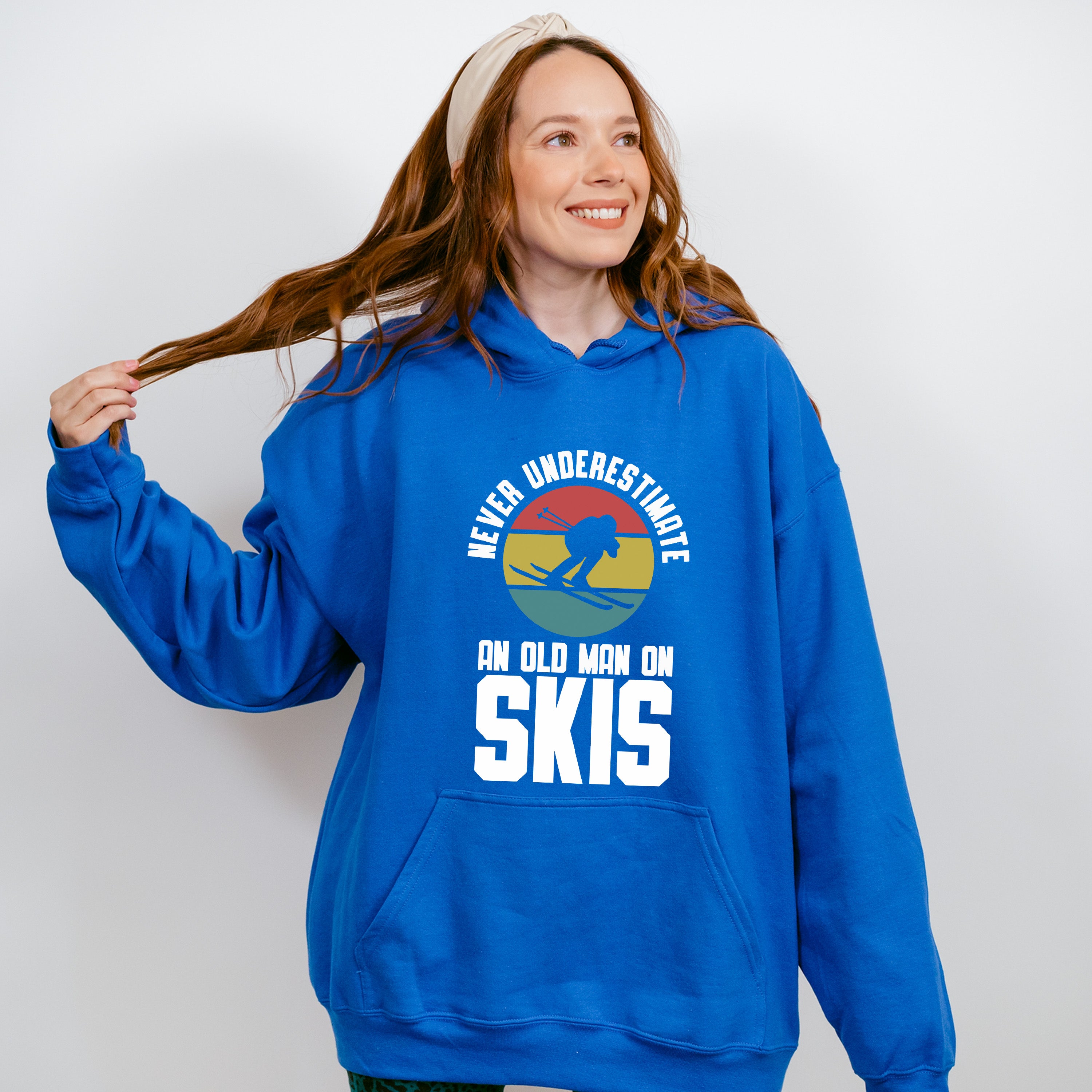 Never Underestimate An Old Man On Skis - Skiing Unisex Crewneck T-Shirt Sweatshirt Hoodie