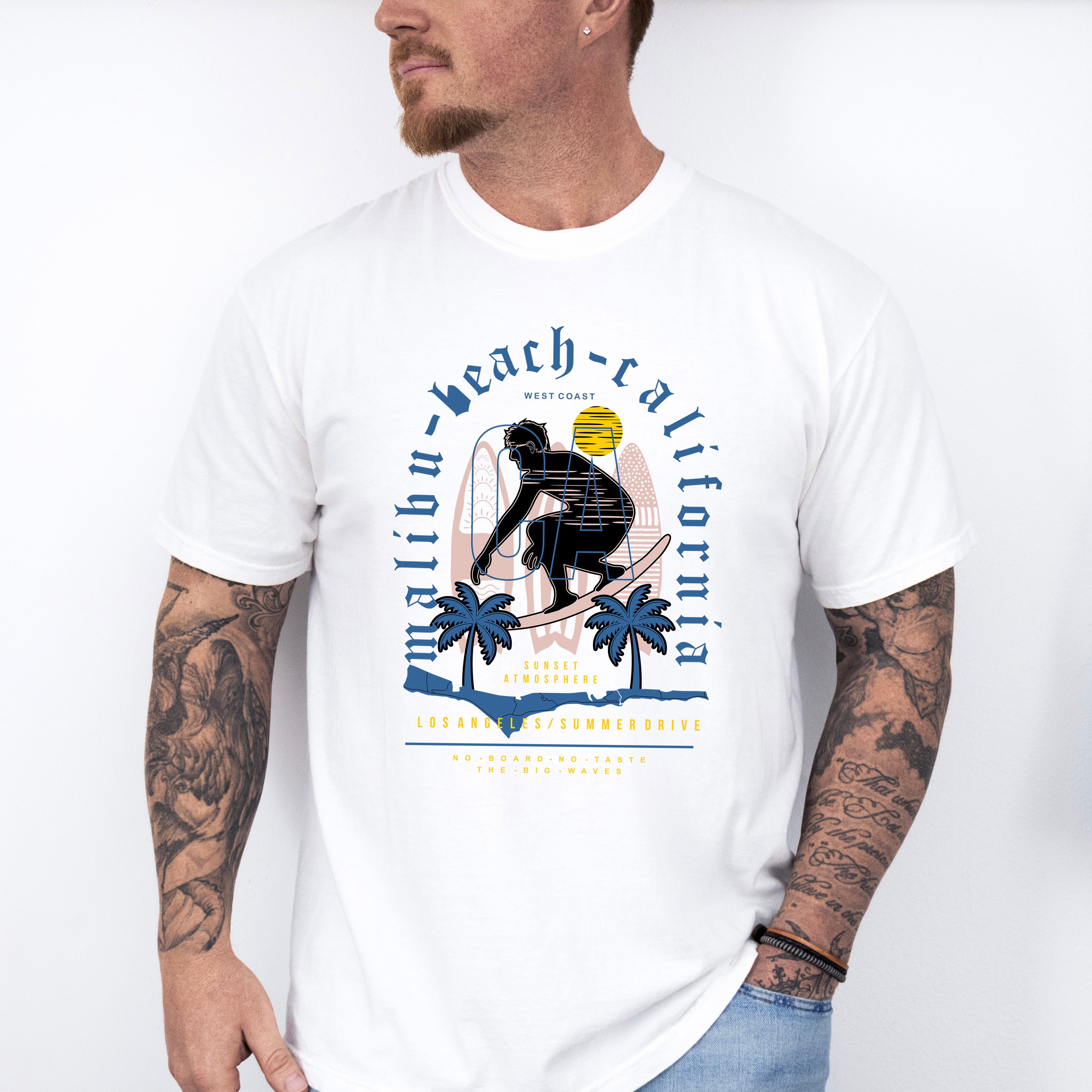 Malibu Beach California - Surfing Unisex Crewneck T-Shirt Sweatshirt Hoodie