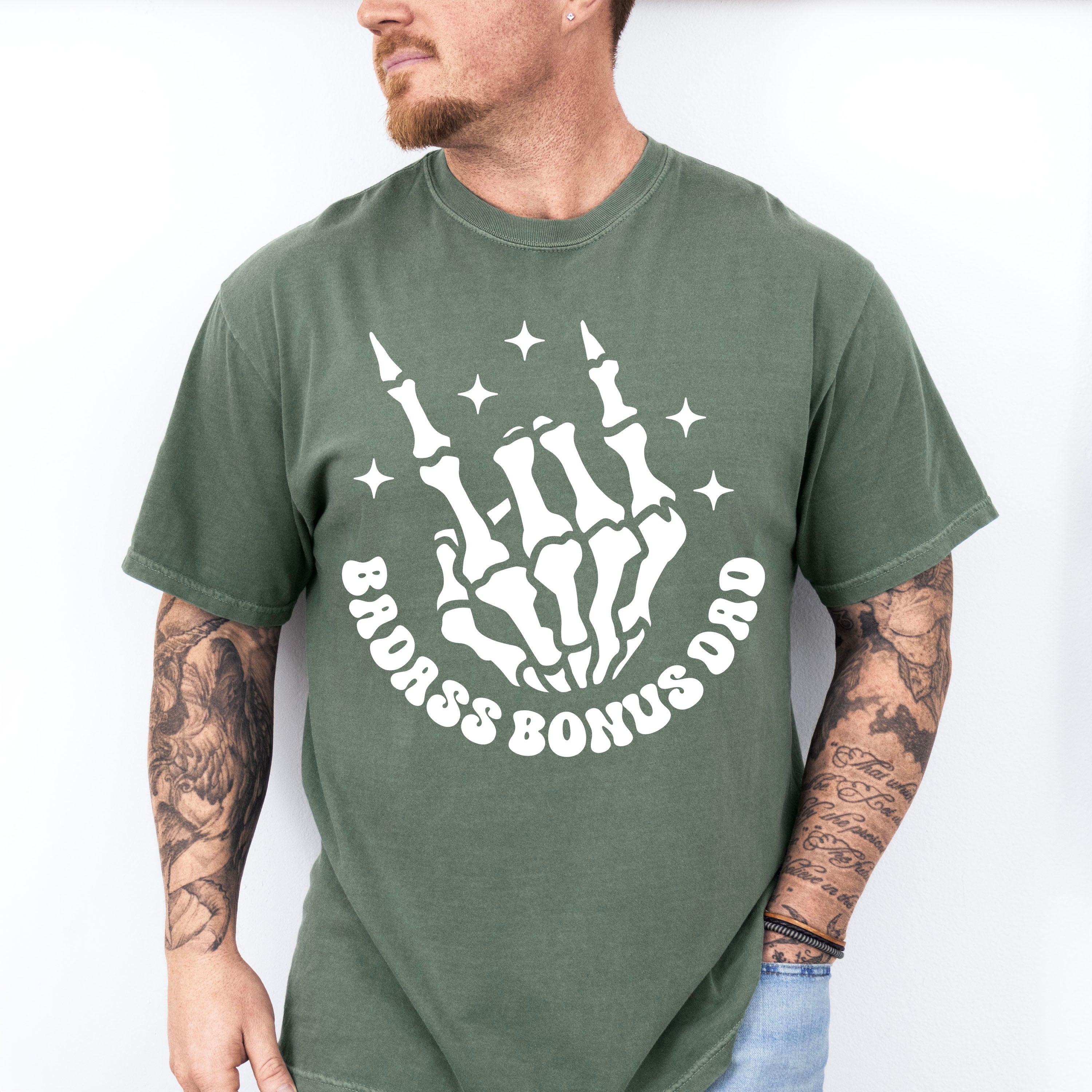 Badass Bonus Dad Skeleton Hand Design - Father's Day Unisex Crewneck T-Shirt Sweatshirt Hoodie