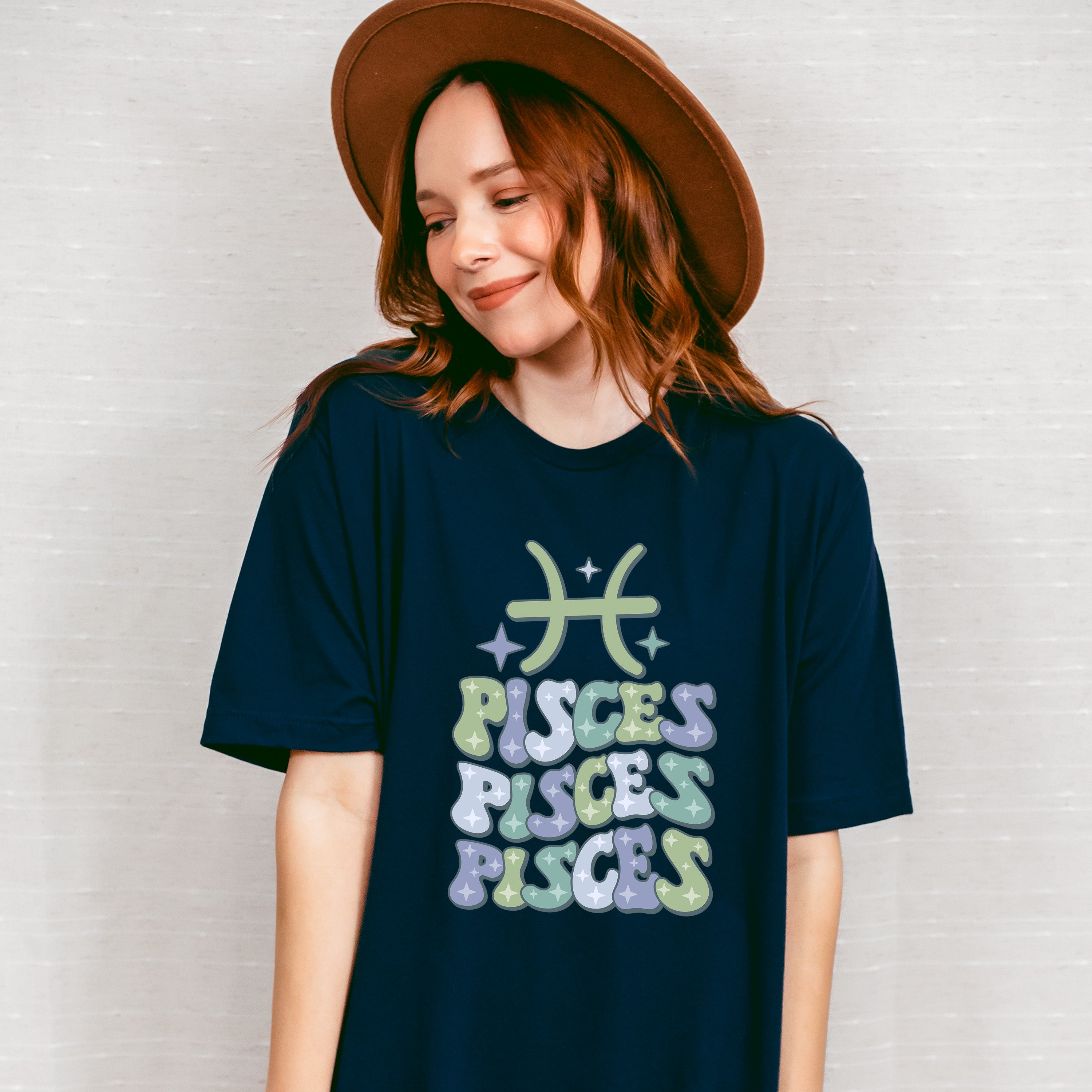 Groovy Pisces Design - Zodiac &amp; Horoscopes Unisex Crewneck T-Shirt Sweatshirt Hoodie