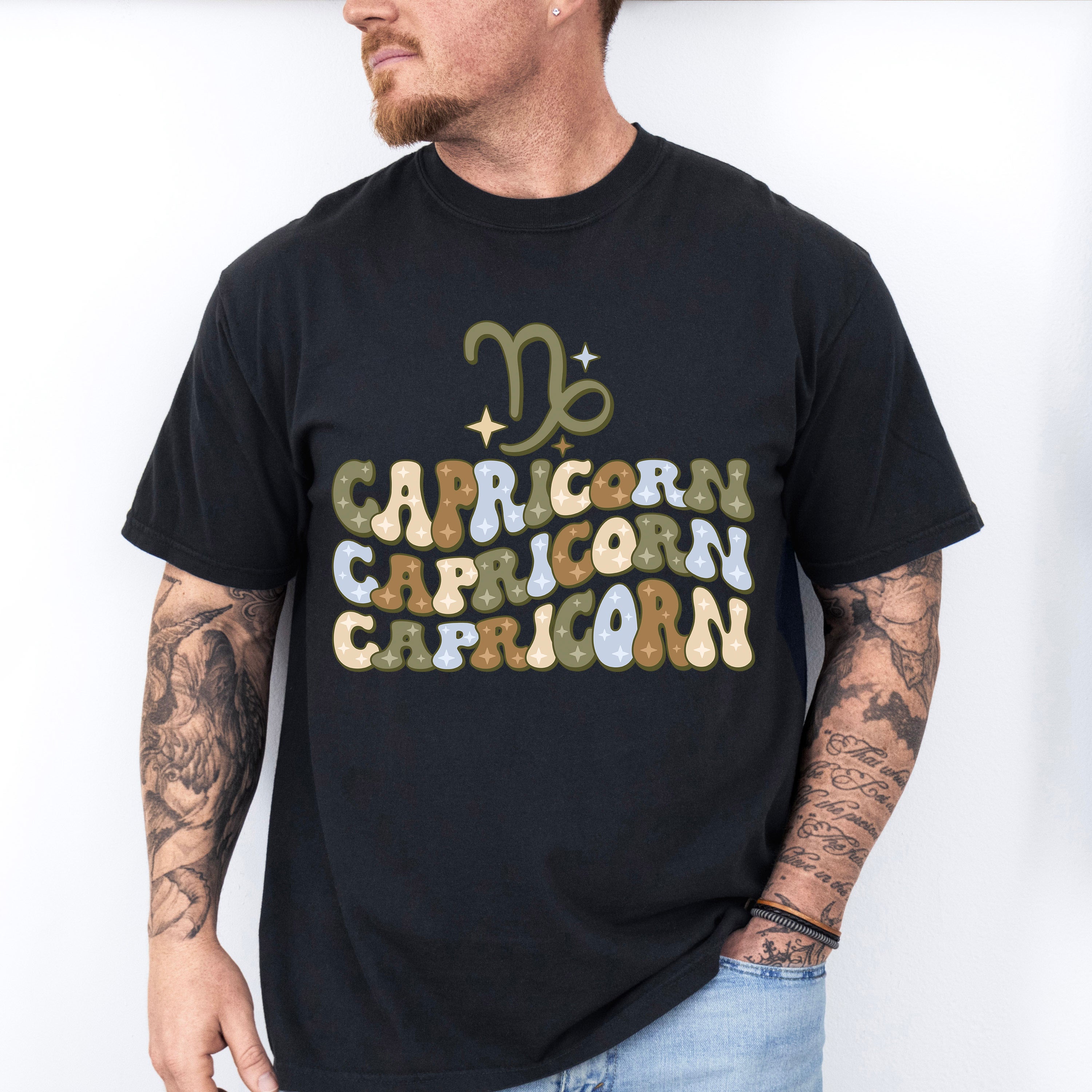 Groovy Capricorn Design - Zodiac &amp; Horoscopes Unisex Crewneck T-Shirt Sweatshirt Hoodie