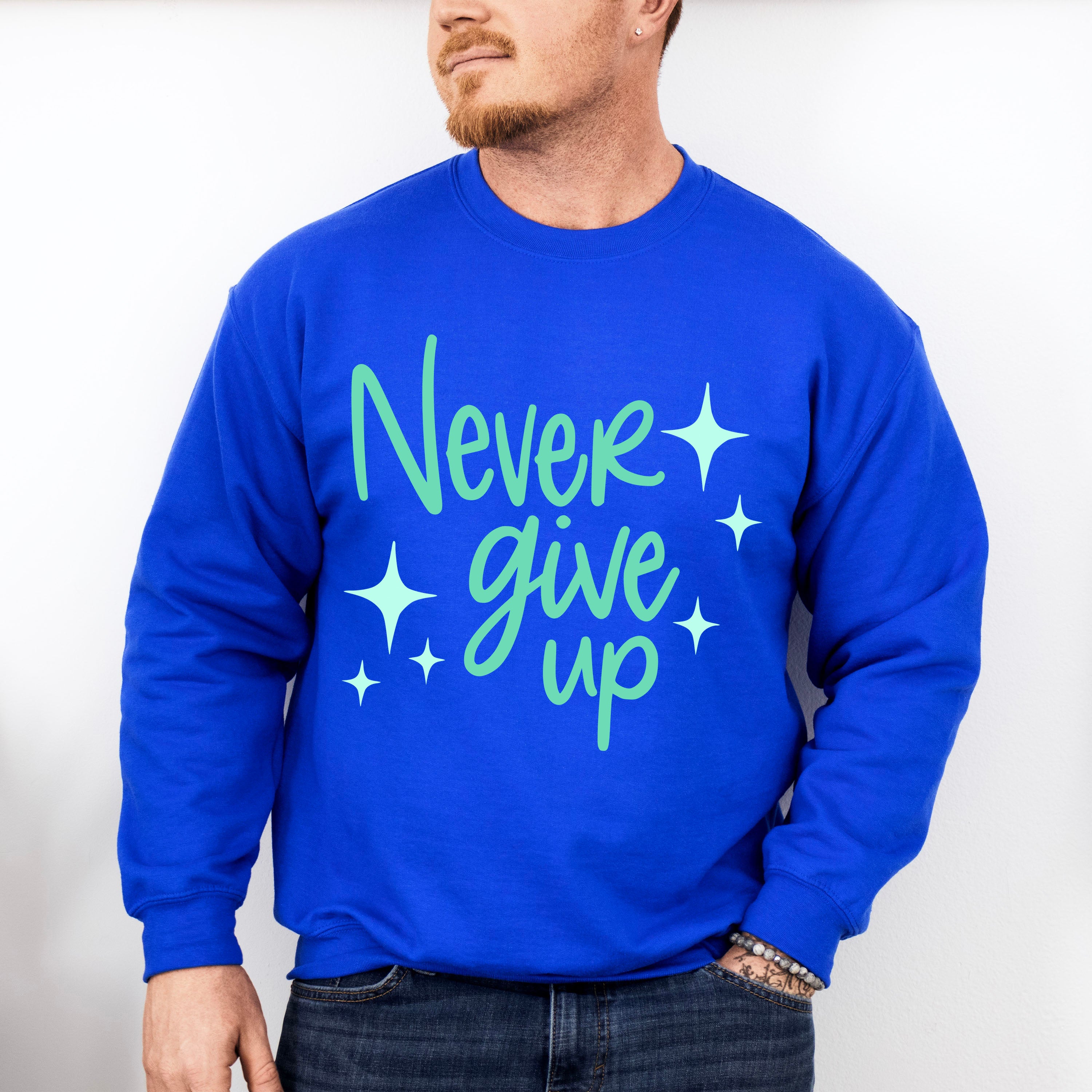 Never Give Up Green Cursive Design - Quotes Unisex Crewneck T-Shirt Sweatshirt Hoodie