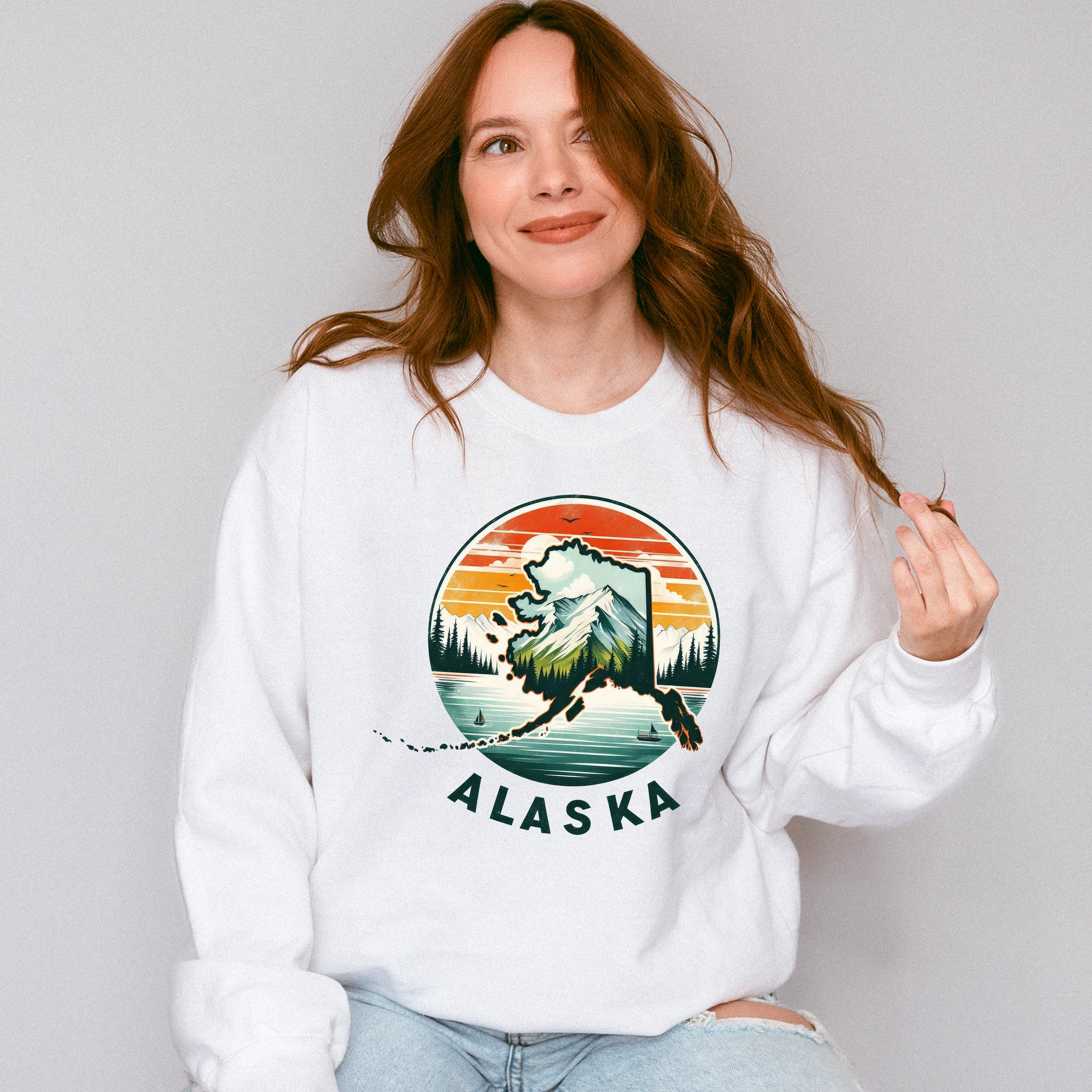 Colorful Alaska Design - States &amp; Cities Unisex Crewneck T-Shirt Sweatshirt Hoodie