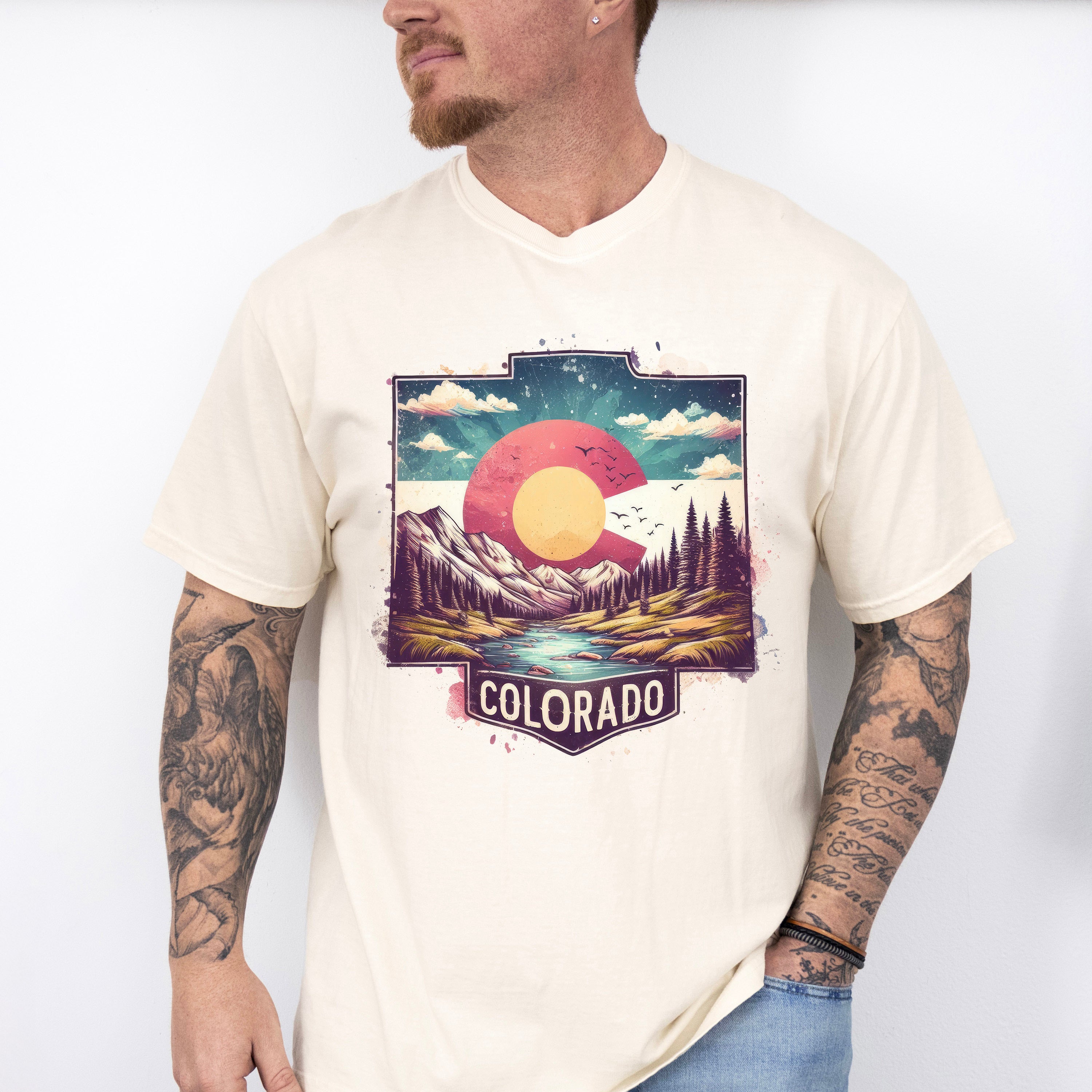 Colorful Colorado Design - States &amp; Cities Unisex Crewneck T-Shirt Sweatshirt Hoodie