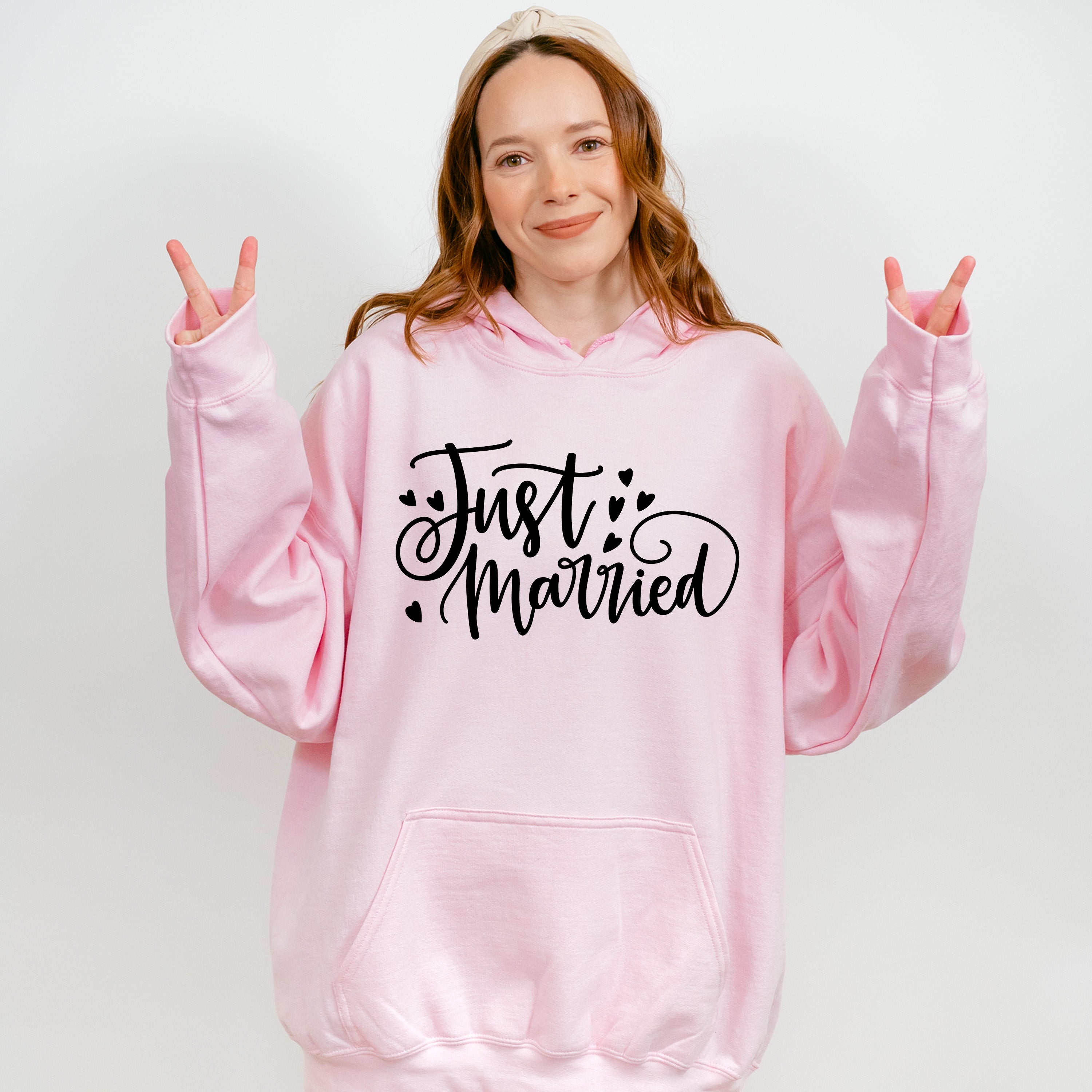 Just Married Cursive Design - Honeymoon Unisex Crewneck T-Shirt Sweatshirt Hoodie