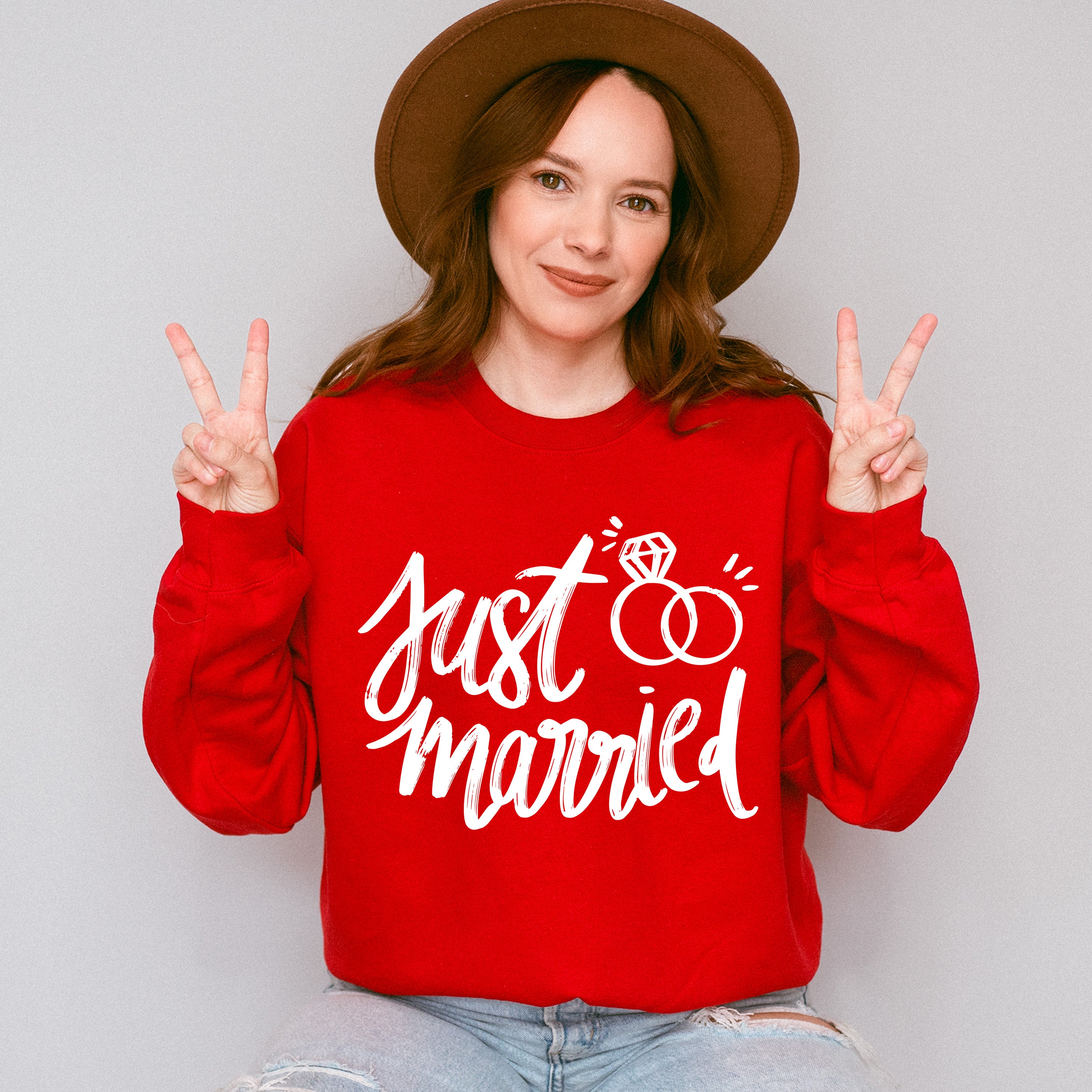 Just Married Ring Design - Honeymoon Unisex Crewneck T-Shirt Sweatshirt Hoodie