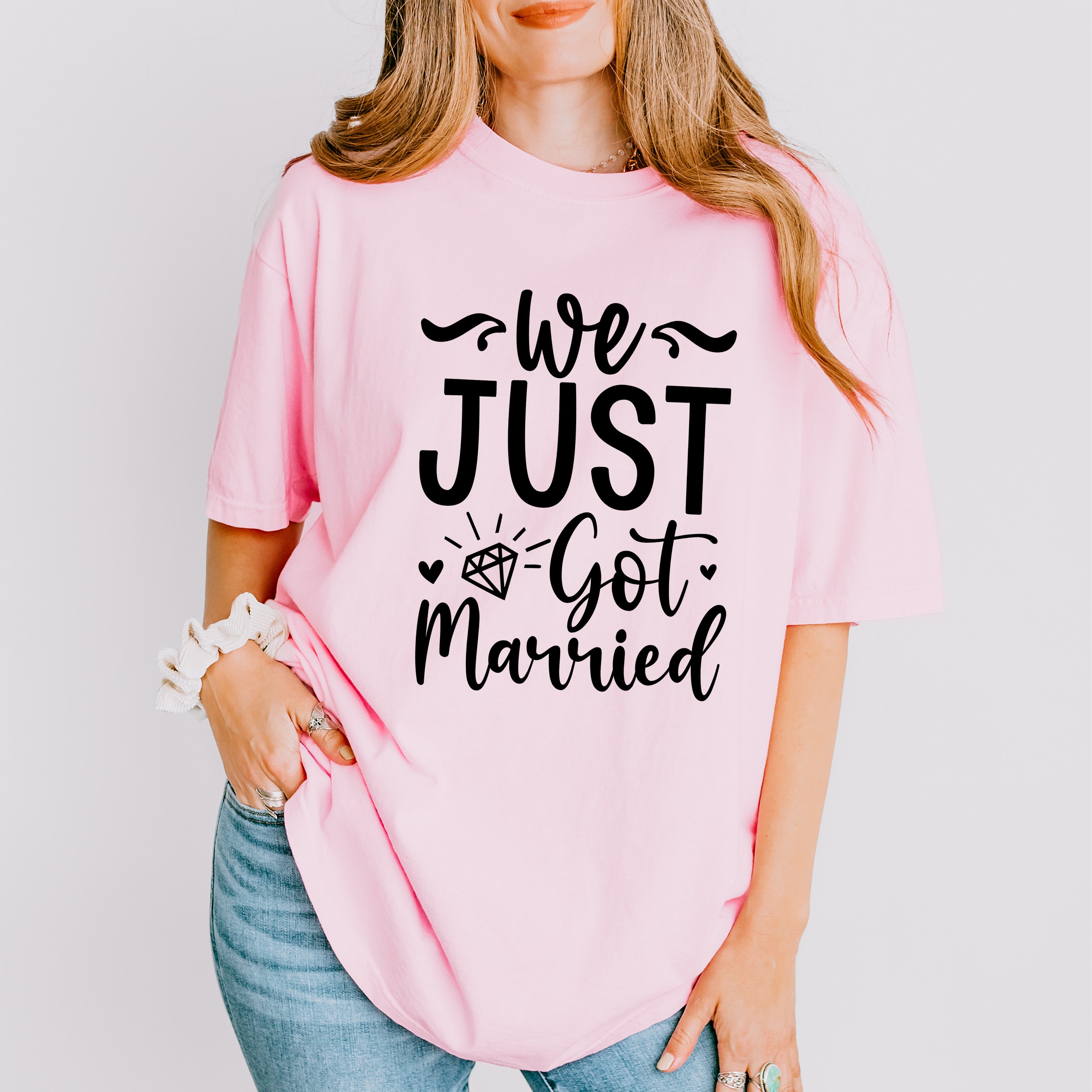 We Just Got Married Diamond Design - Honeymoon Unisex Crewneck T-Shirt Sweatshirt Hoodie