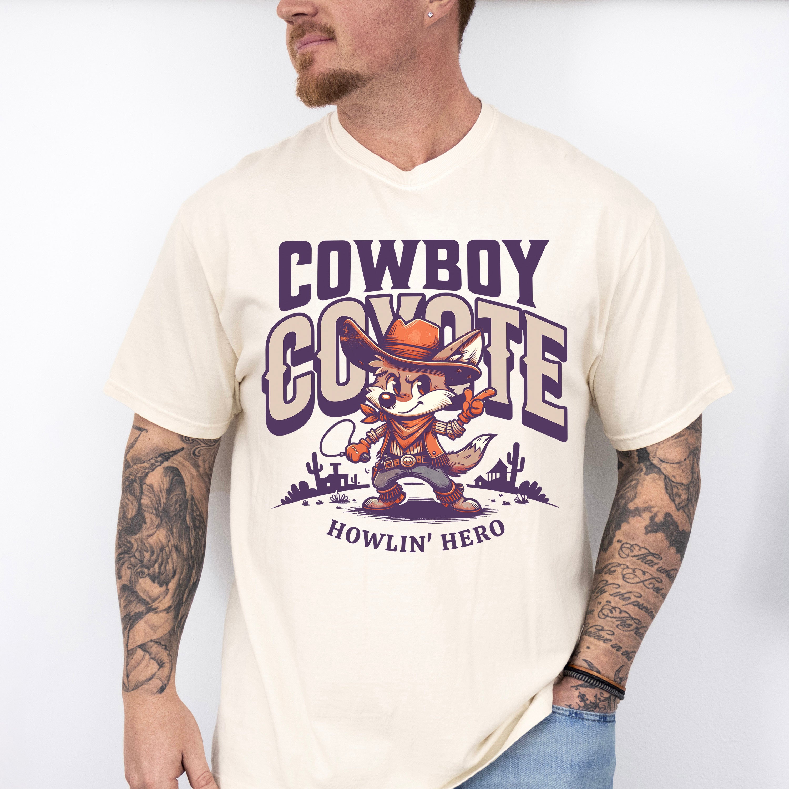 Cowboy Coyote Howlin Hero Design - Rodeo Unisex Crewneck T-Shirt Sweatshirt Hoodie