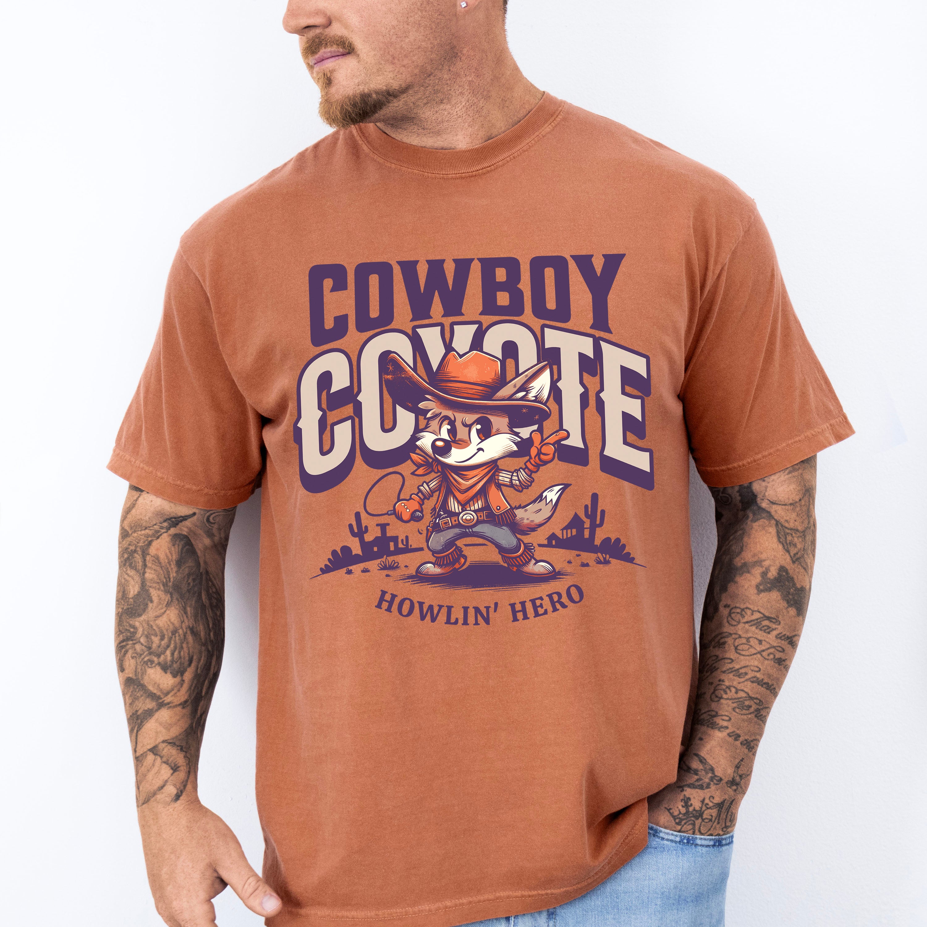 Cowboy Coyote Howlin Hero Design - Rodeo Unisex Crewneck T-Shirt Sweatshirt Hoodie