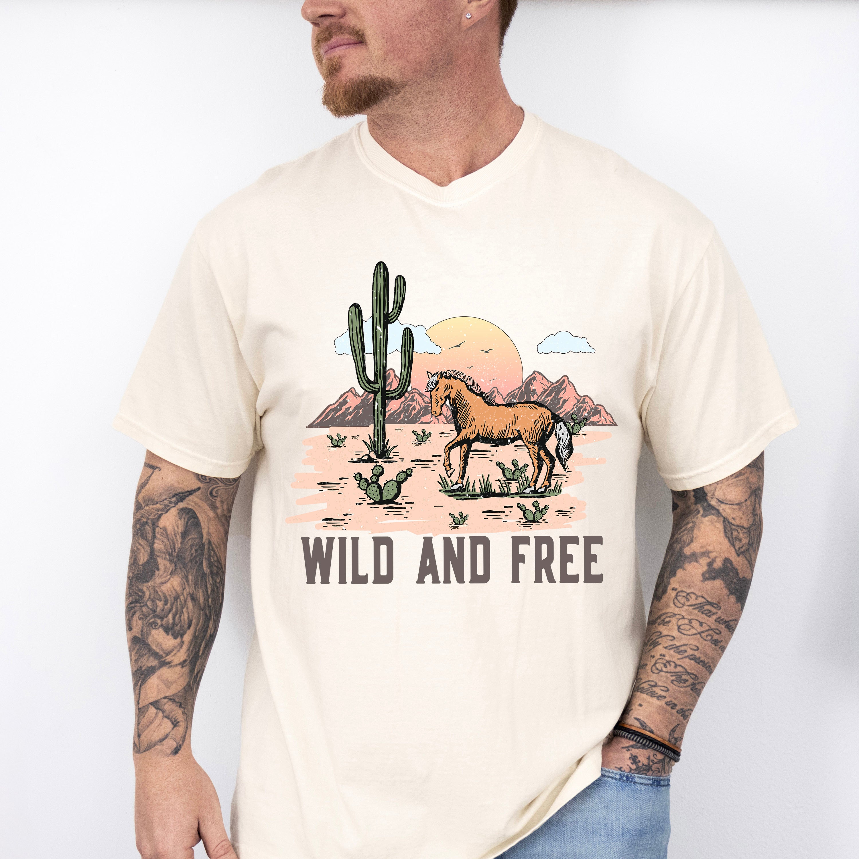 Wild And Free Design - Western Unisex Crewneck T-Shirt Sweatshirt Hoodie