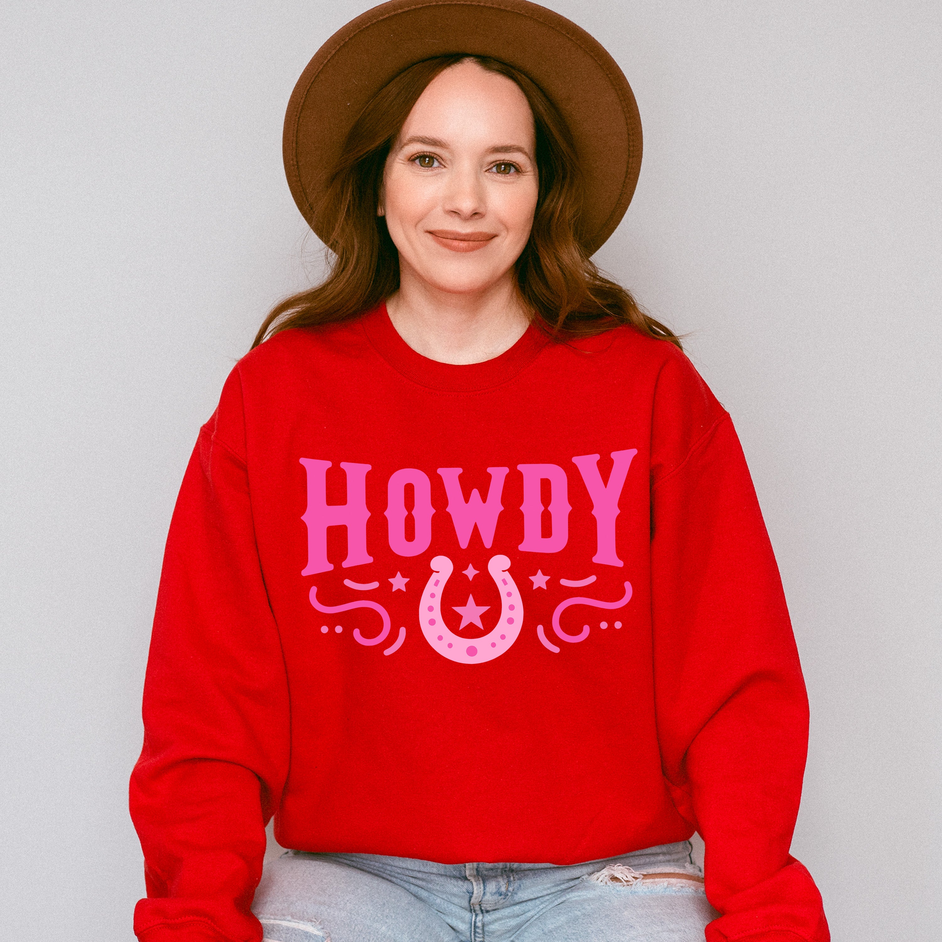 Howdy Horseshoe Design - Cowgirl Unisex Crewneck T-Shirt Sweatshirt Hoodie