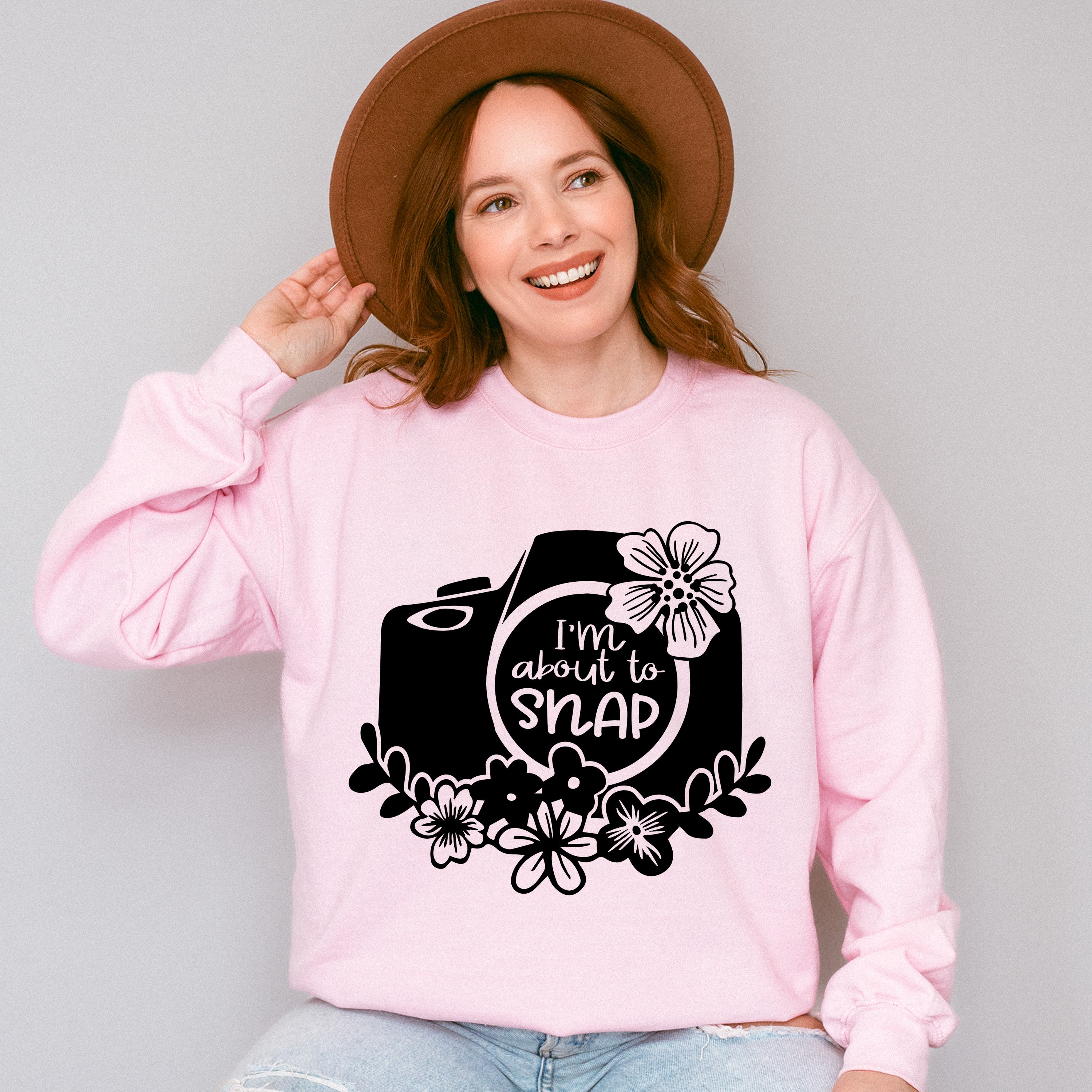 I'm About To Snap Camera - Photography Unisex Crewneck T-Shirt Sweatshirt Hoodie