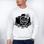 I'm About To Snap Camera - Photography Unisex Crewneck T-Shirt Sweatshirt Hoodie