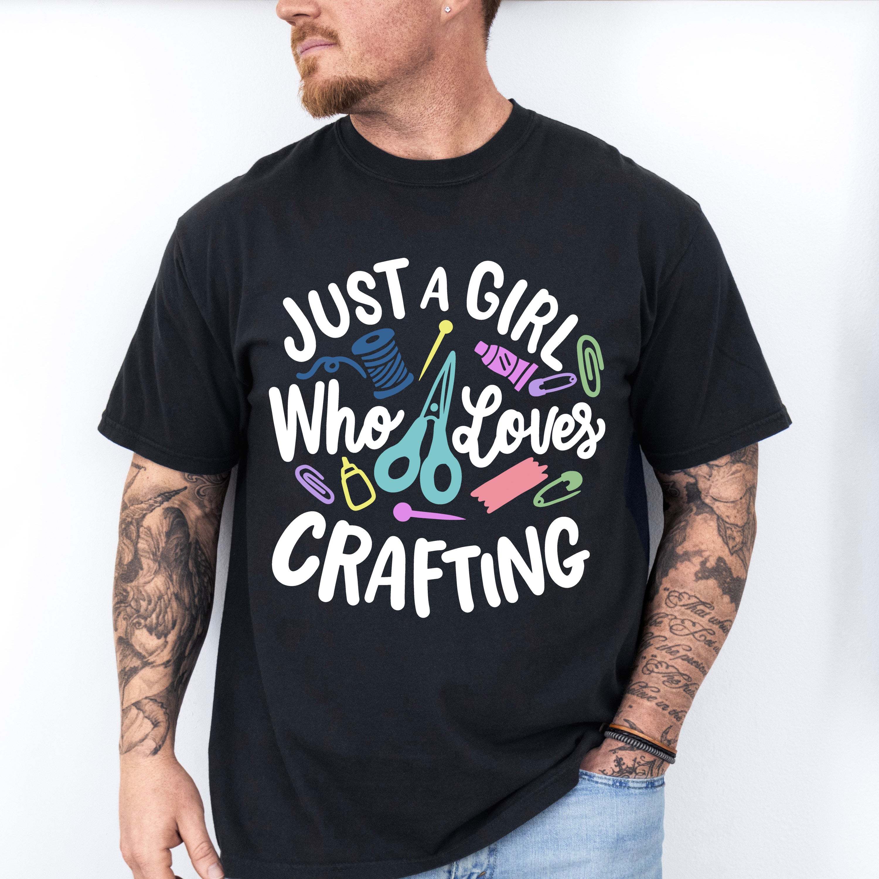 Who Loves Crafting - Crafting Unisex Crewneck T-Shirt Sweatshirt Hoodie