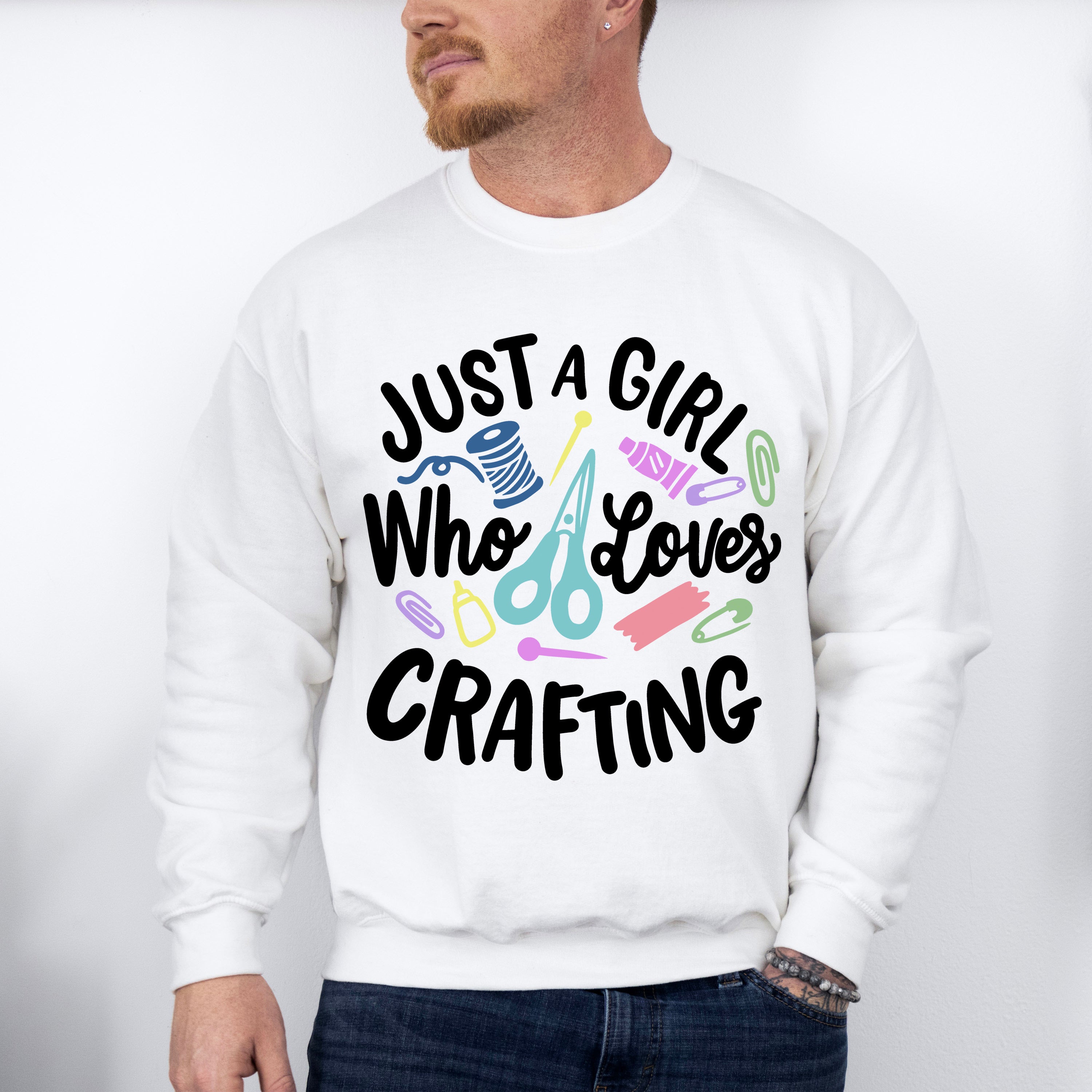 Who Loves Crafting - Crafting Unisex Crewneck T-Shirt Sweatshirt Hoodie