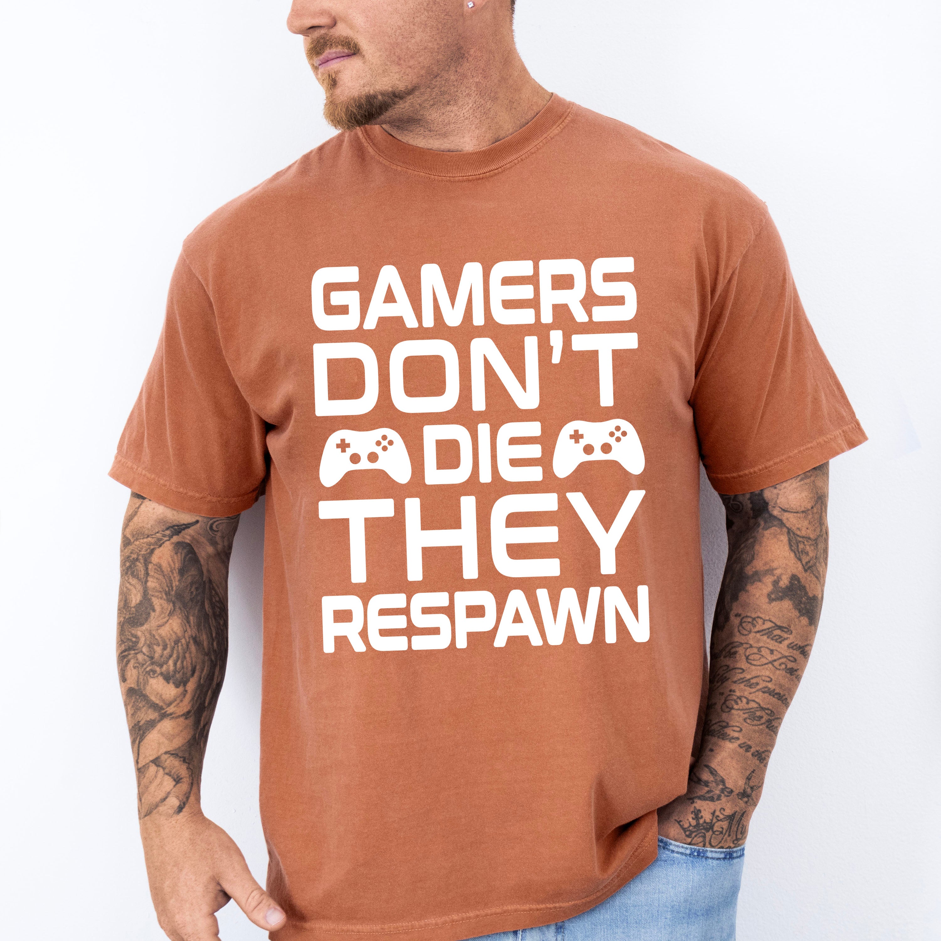 Gamers Don't Die - Video Games Unisex Crewneck T-Shirt Sweatshirt Hoodie