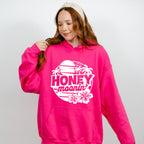 Honeymoonin' Vacation Design - Honeymoon Unisex Crewneck T-Shirt Sweatshirt Hoodie