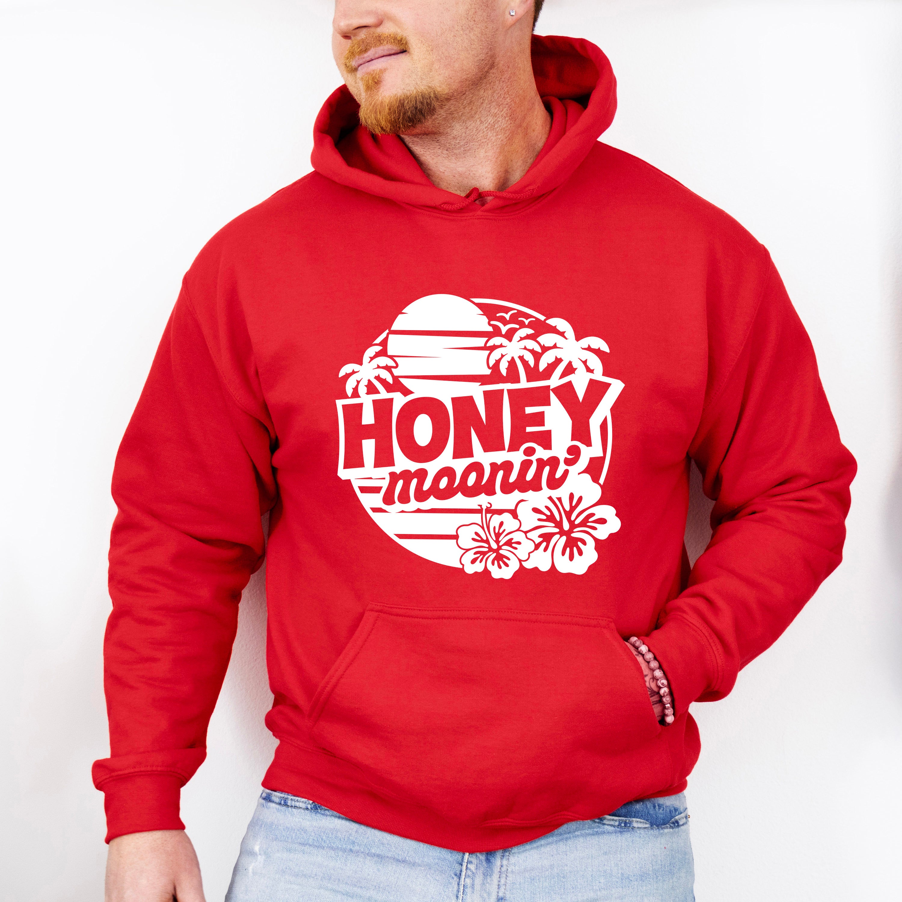 Honeymoonin' Vacation Design - Honeymoon Unisex Crewneck T-Shirt Sweatshirt Hoodie