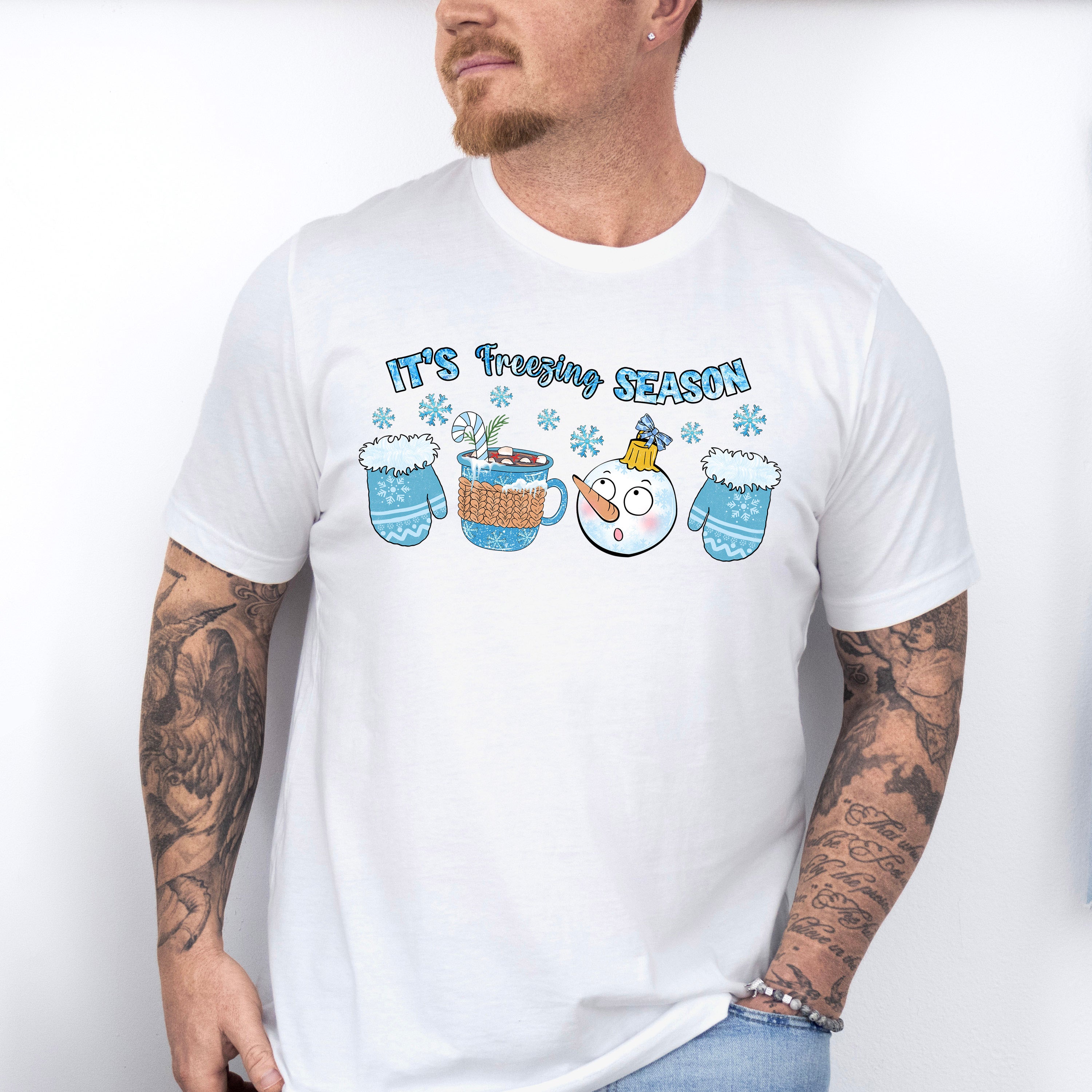 It's Freezing Season Snowman Design - Winter Unisex Crewneck T-Shirt Sweatshirt Hoodie