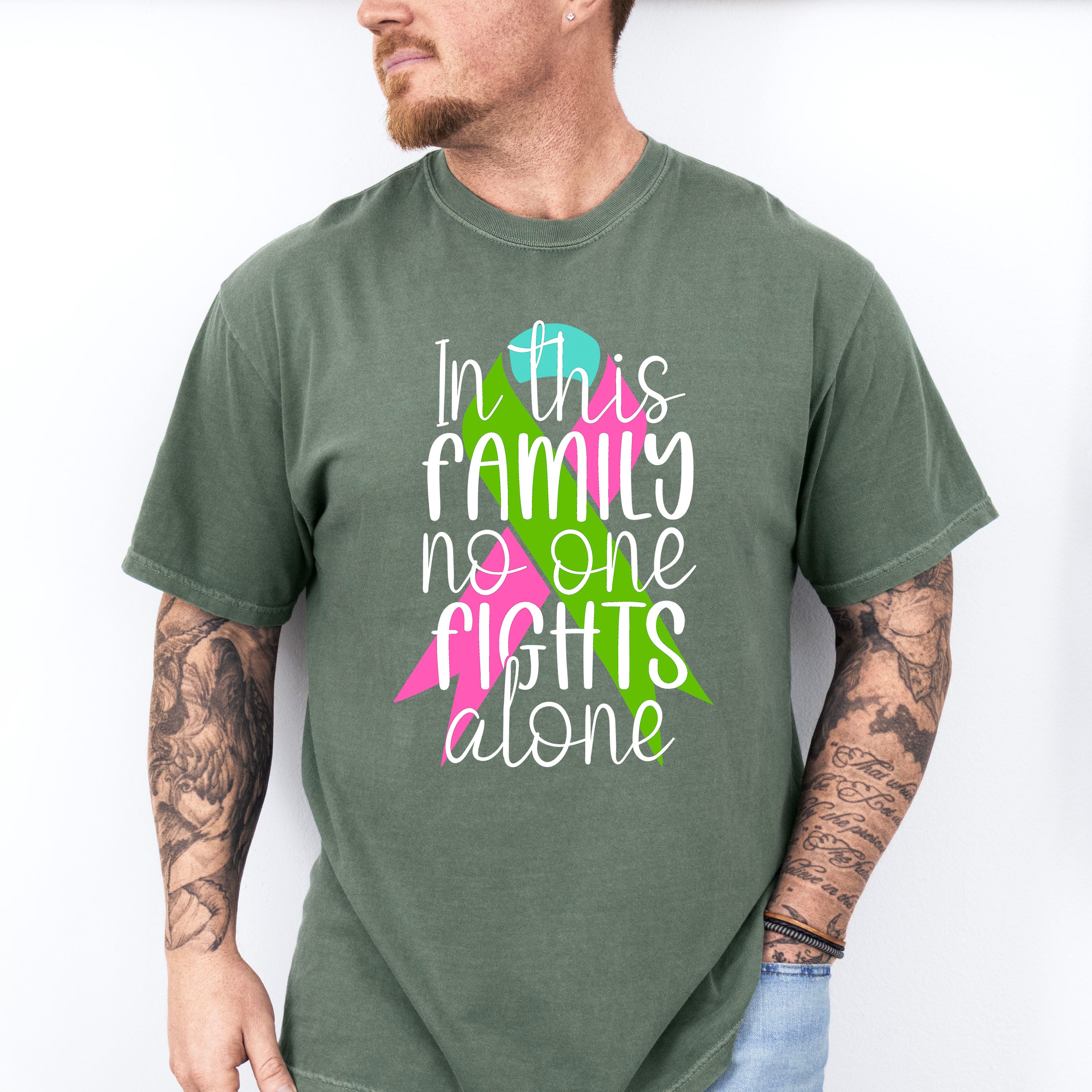 In This Family No One Fights Alone - Metastatic Breast Cancer Unisex Crewneck T-Shirt Sweatshirt Hoodie