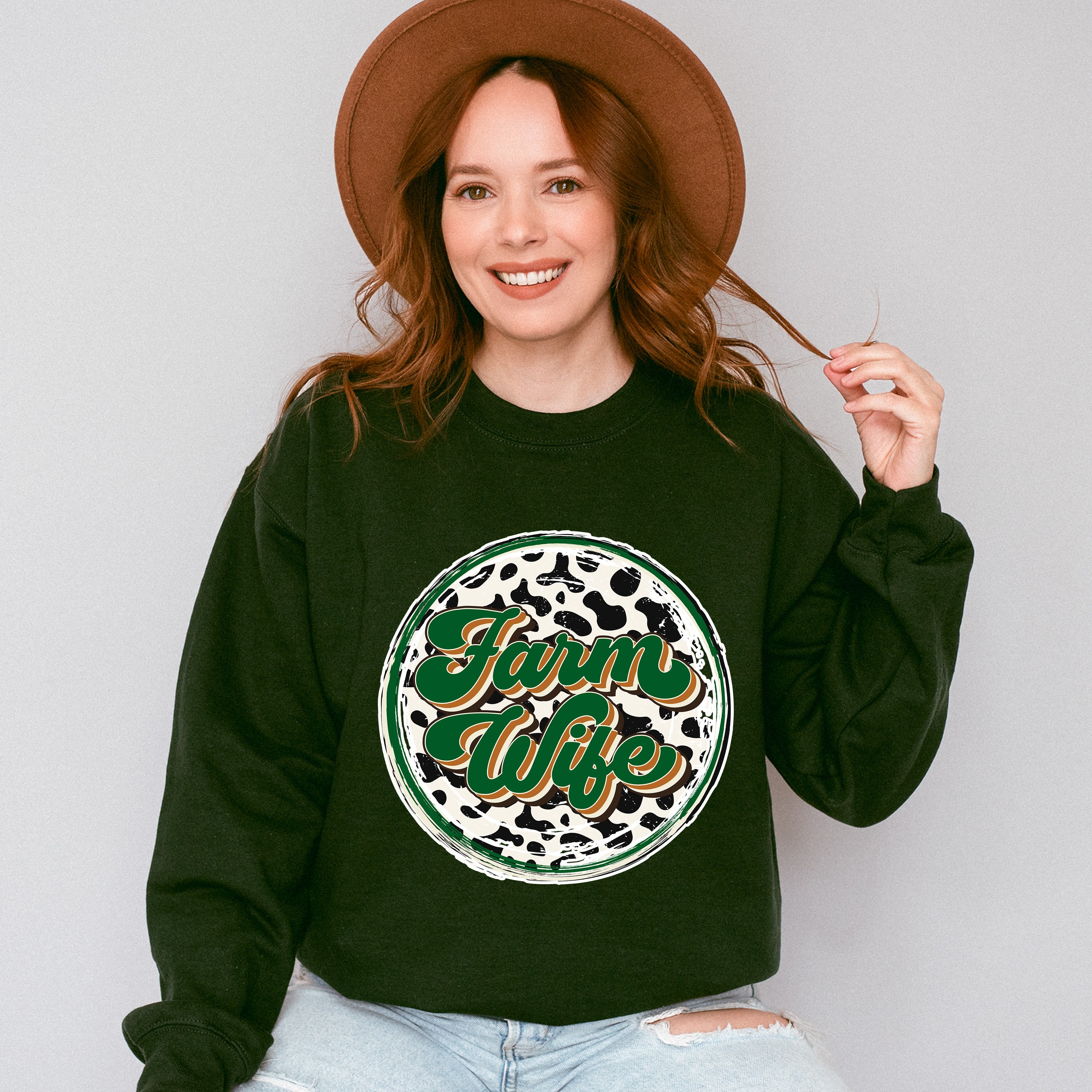 Farm Wife Green Circular Design - Farmer Unisex Crewneck T-Shirt Sweatshirt Hoodie