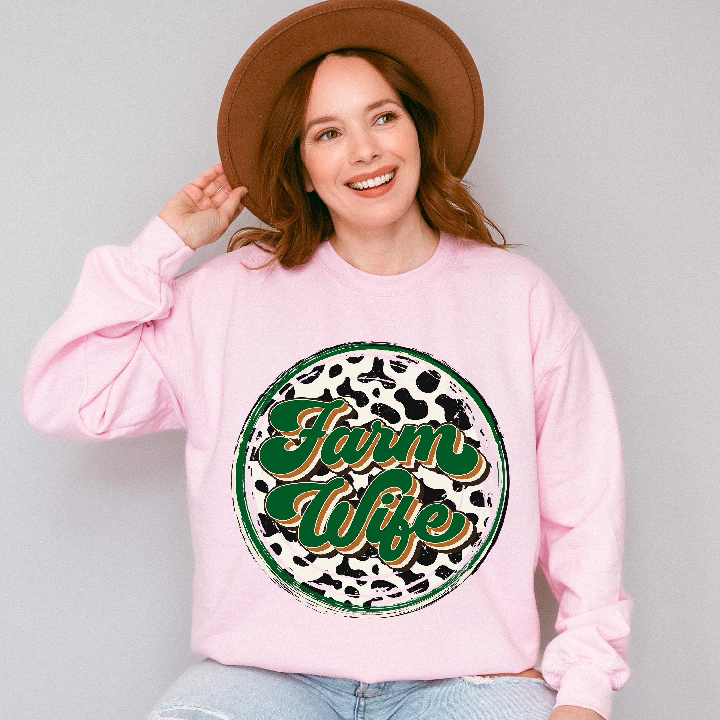Farm Wife Green Circular Design - Farmer Unisex Crewneck T-Shirt Sweatshirt Hoodie