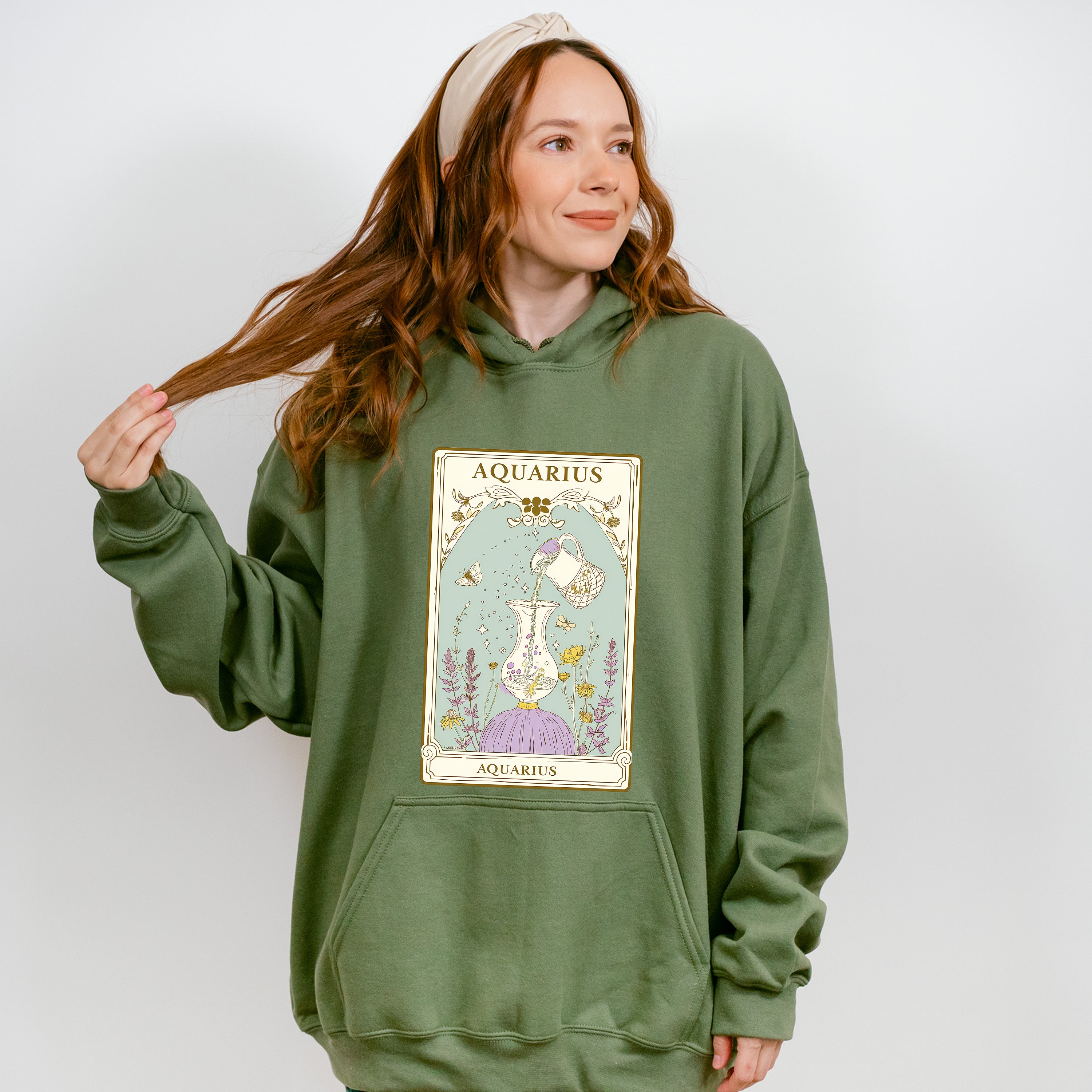 Aquarius Tarot Card - Zodiacs &amp; Horoscopes Unisex Crewneck T-Shirt Sweatshirt Hoodie