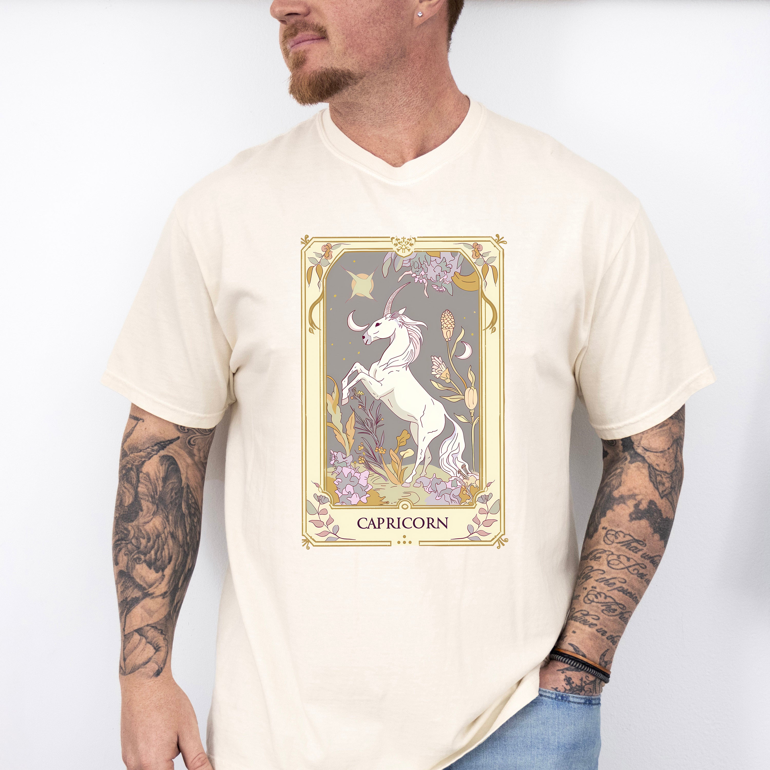 Capricorn Tarot Card - Zodiacs &amp; Horoscopes Unisex Crewneck T-Shirt Sweatshirt Hoodie