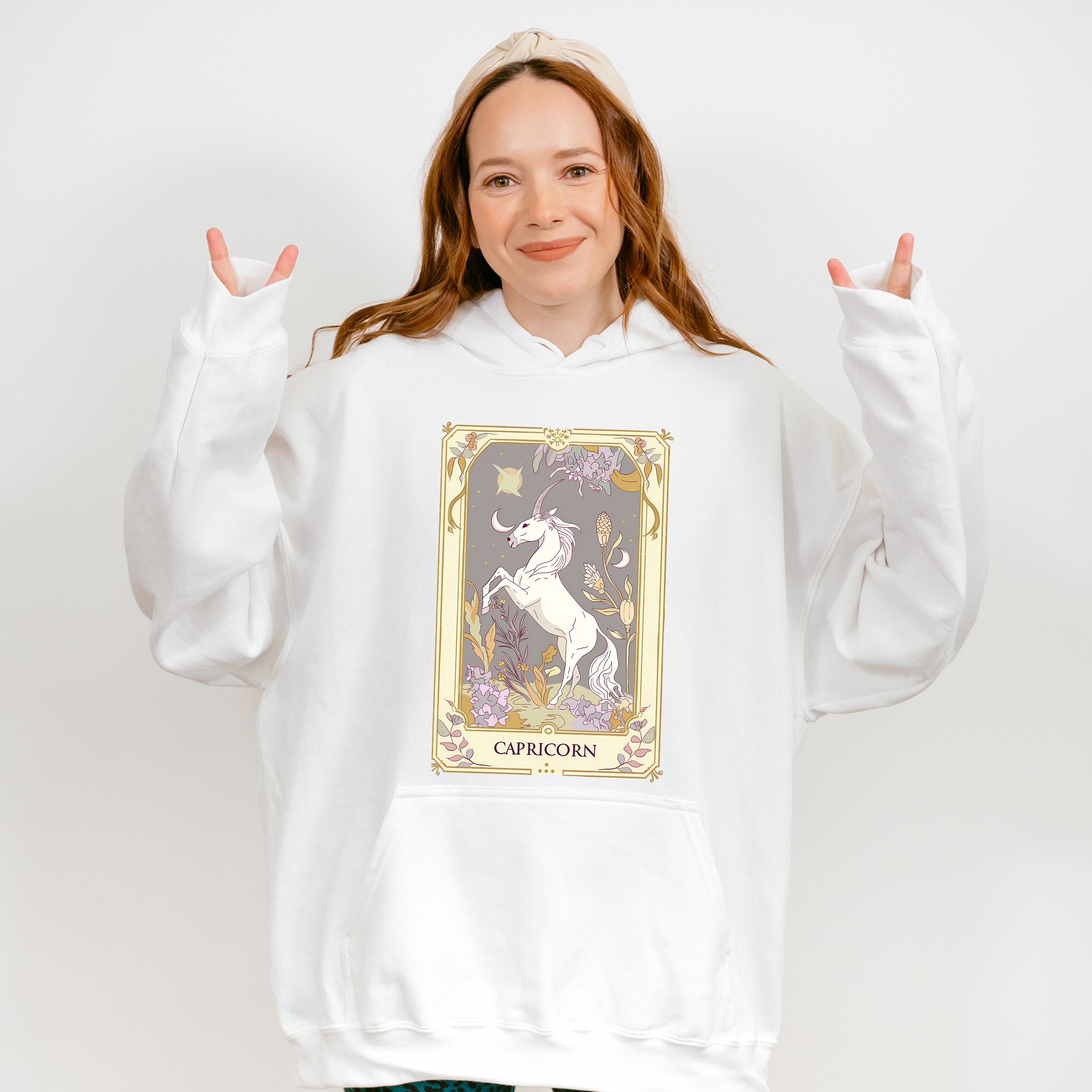Capricorn Tarot Card - Zodiacs &amp; Horoscopes Unisex Crewneck T-Shirt Sweatshirt Hoodie