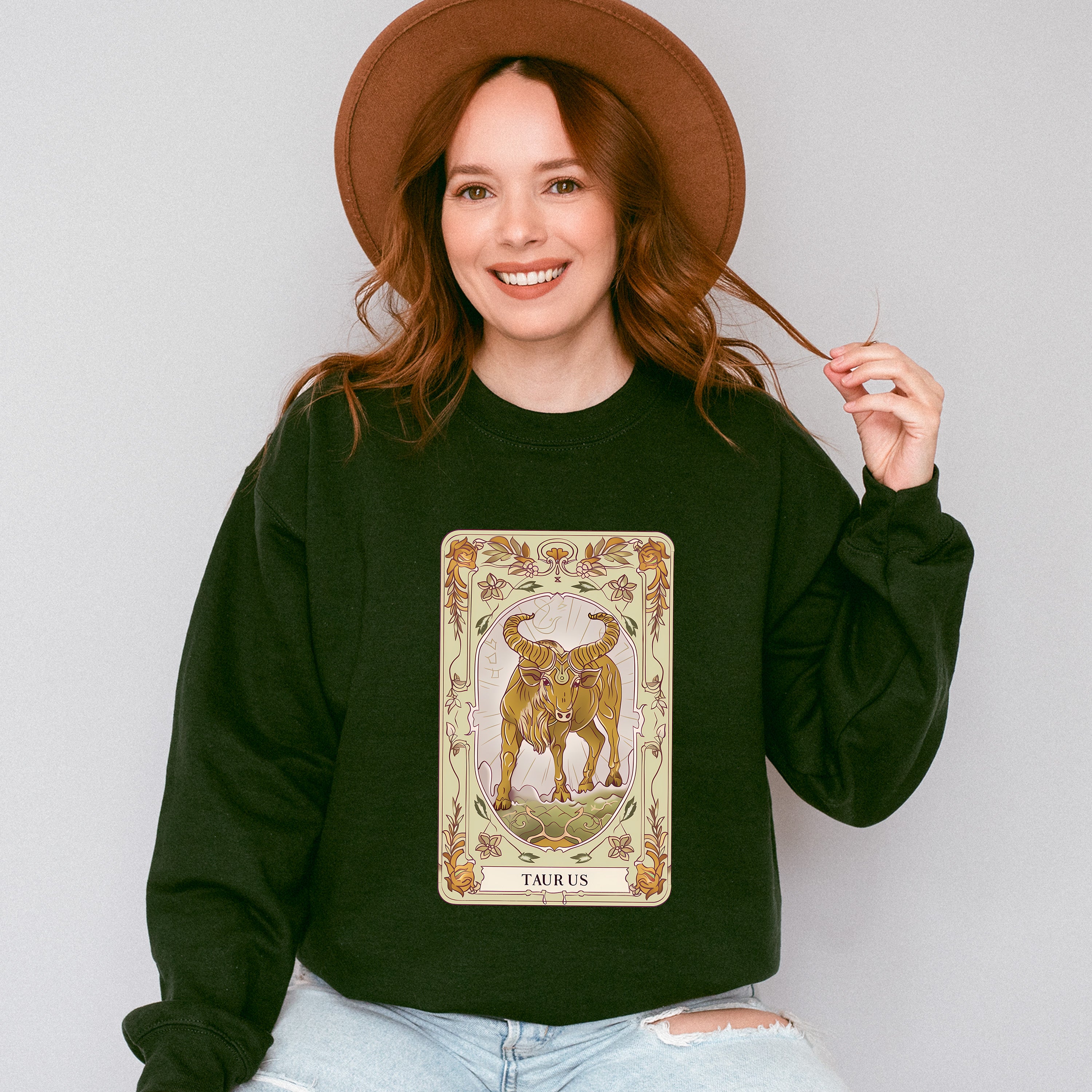 Taurus Tarot Card - Zodiacs &amp; Horoscopes Unisex Crewneck T-Shirt Sweatshirt Hoodie