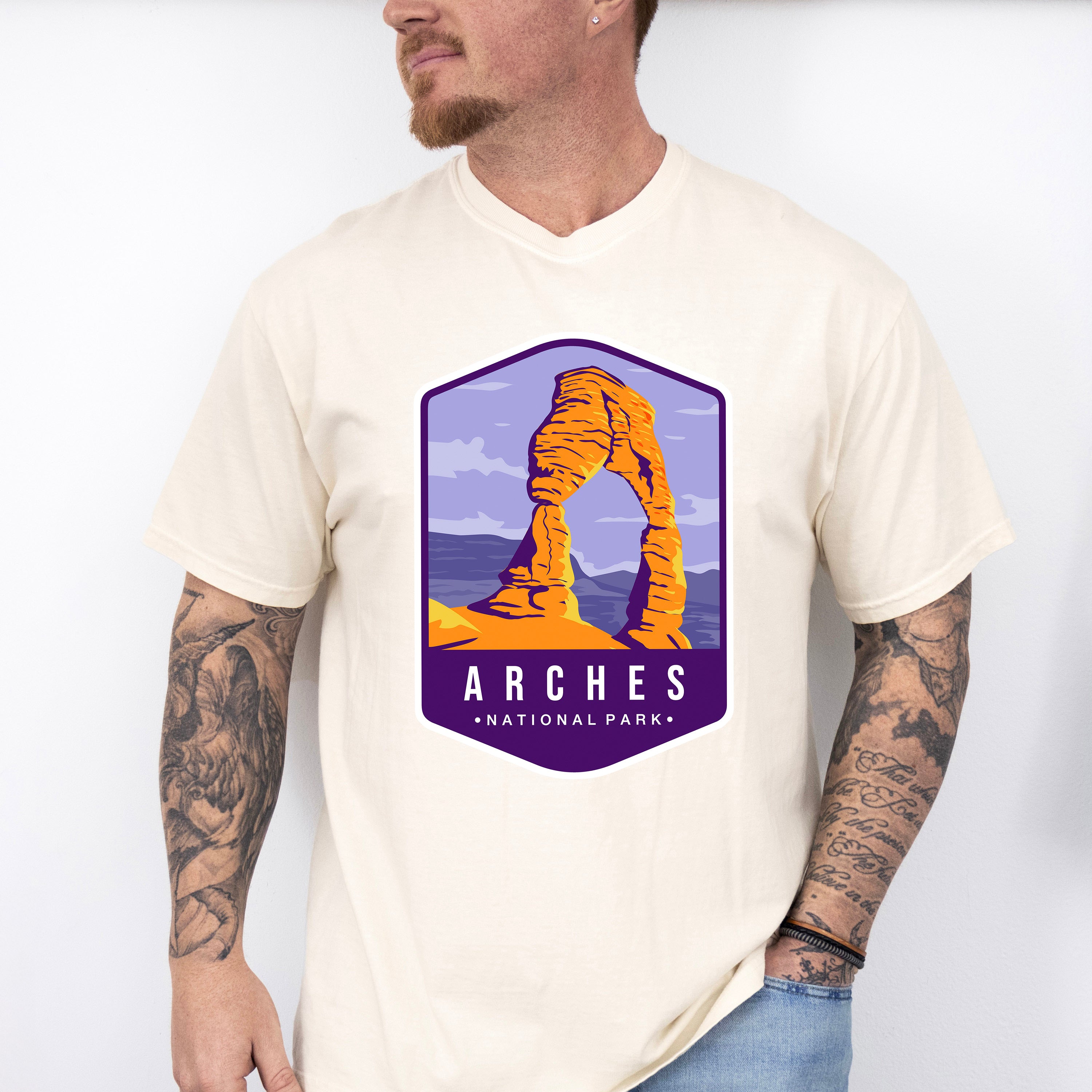 Arches National Park Colorful Design - National Parks Unisex Crewneck T-Shirt Sweatshirt Hoodie