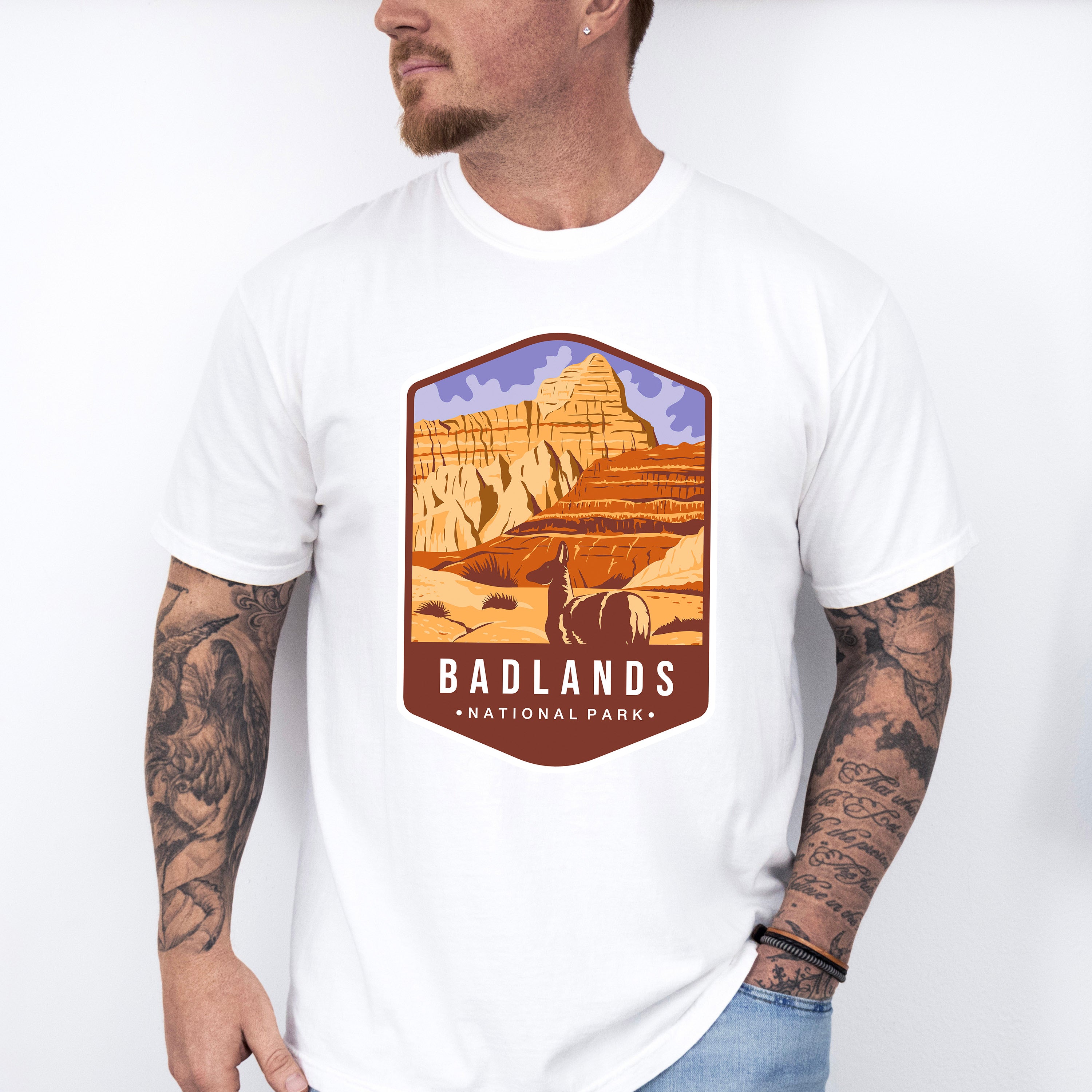 Badlands National Park Colorful Design - National Parks Unisex Crewneck T-Shirt Sweatshirt Hoodie