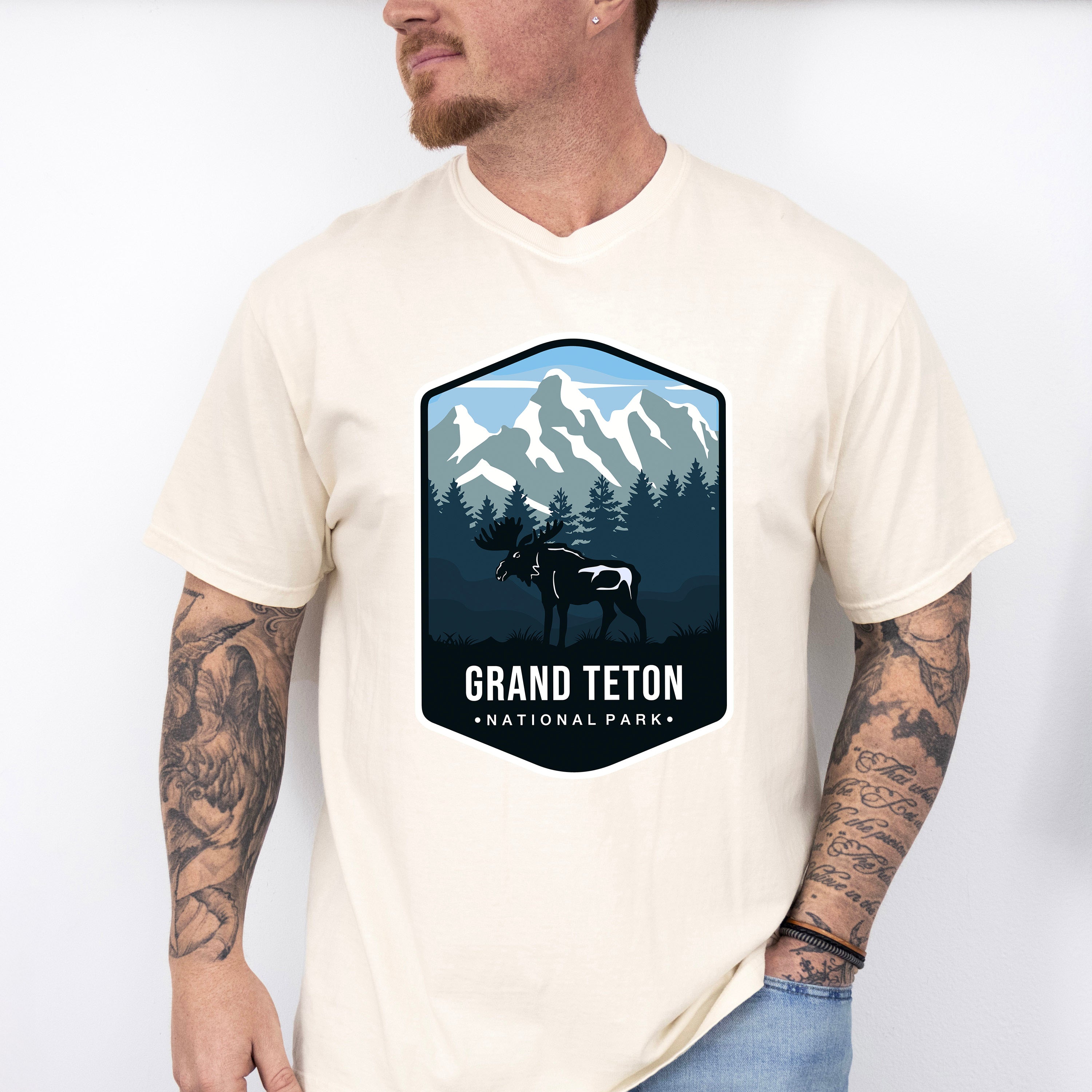 Grand Teton National Park Colorful Design - National Parks Unisex Crewneck T-Shirt Sweatshirt Hoodie