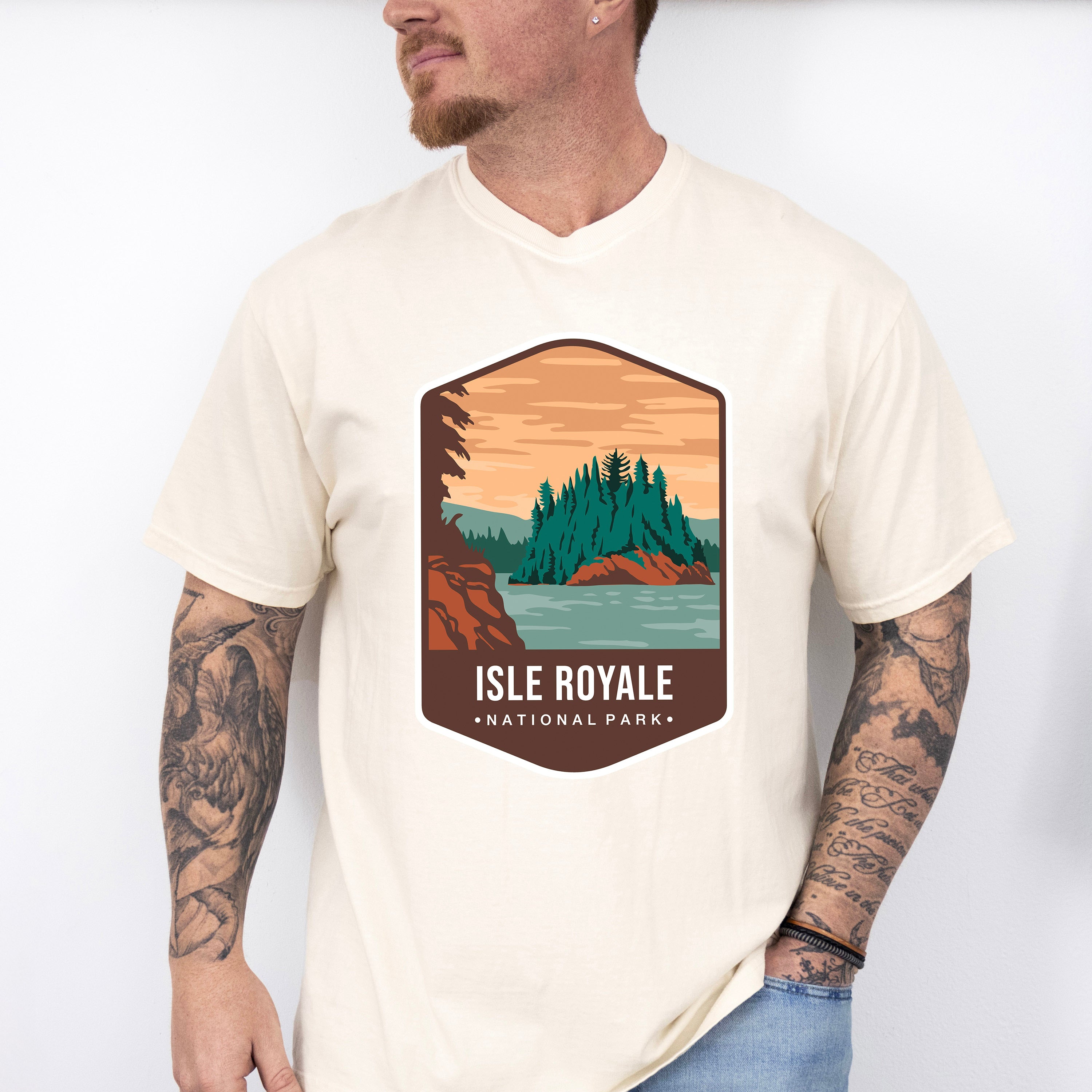 Isle Royale National Park Colorful Design - National Parks Unisex Crewneck T-Shirt Sweatshirt Hoodie