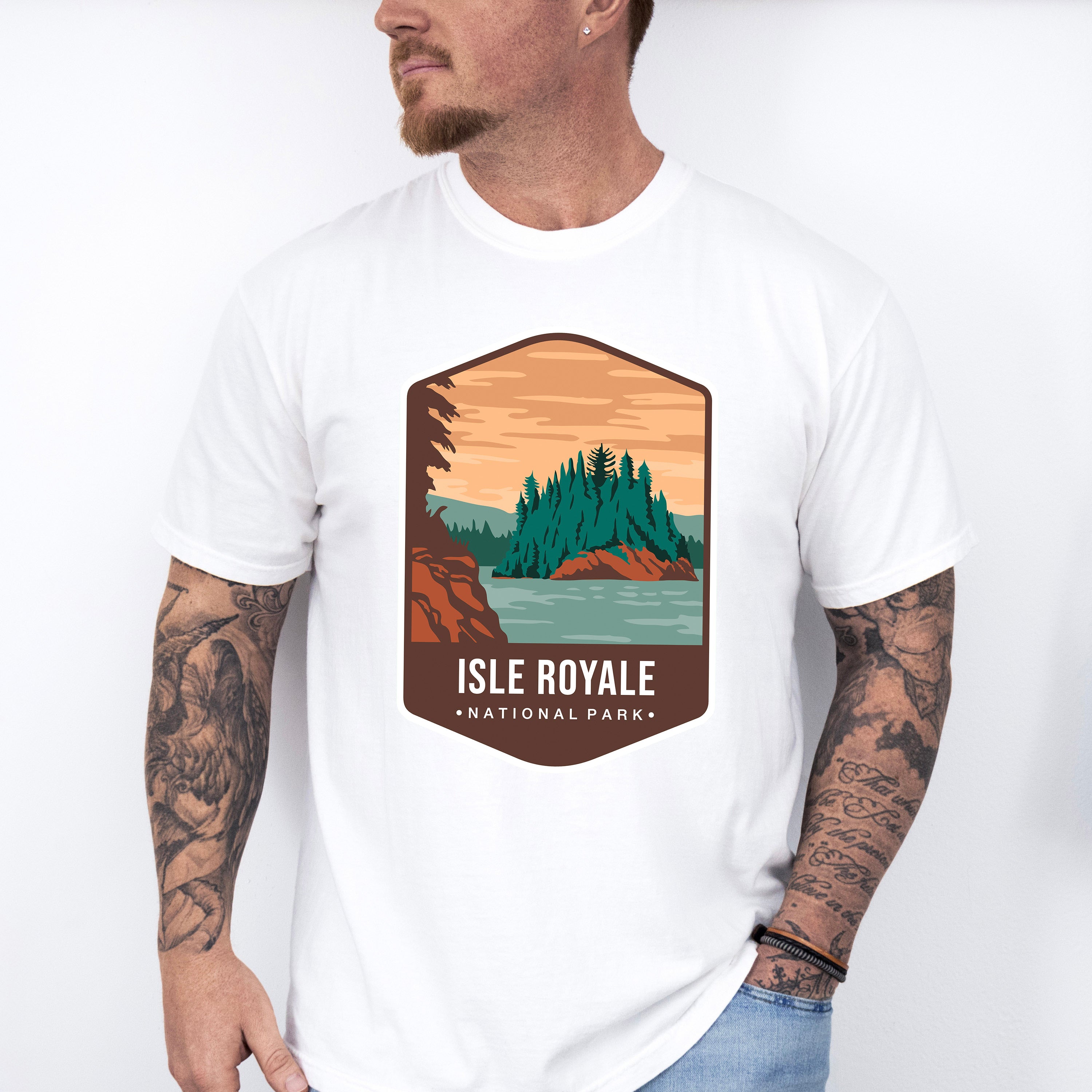 Isle Royale National Park Colorful Design - National Parks Unisex Crewneck T-Shirt Sweatshirt Hoodie