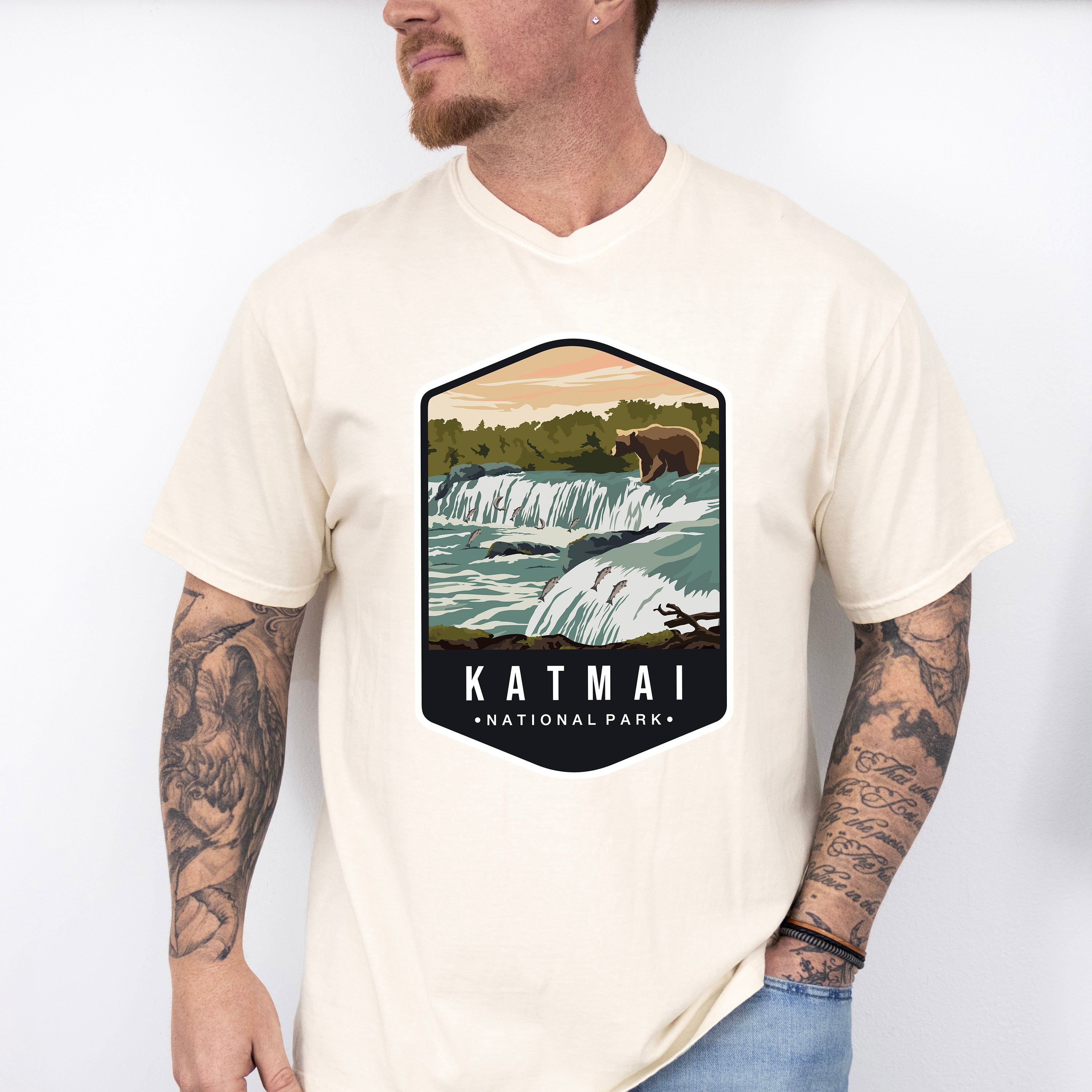 Katmai National Park Colorful Design - National Parks Unisex Crewneck T-Shirt Sweatshirt Hoodie