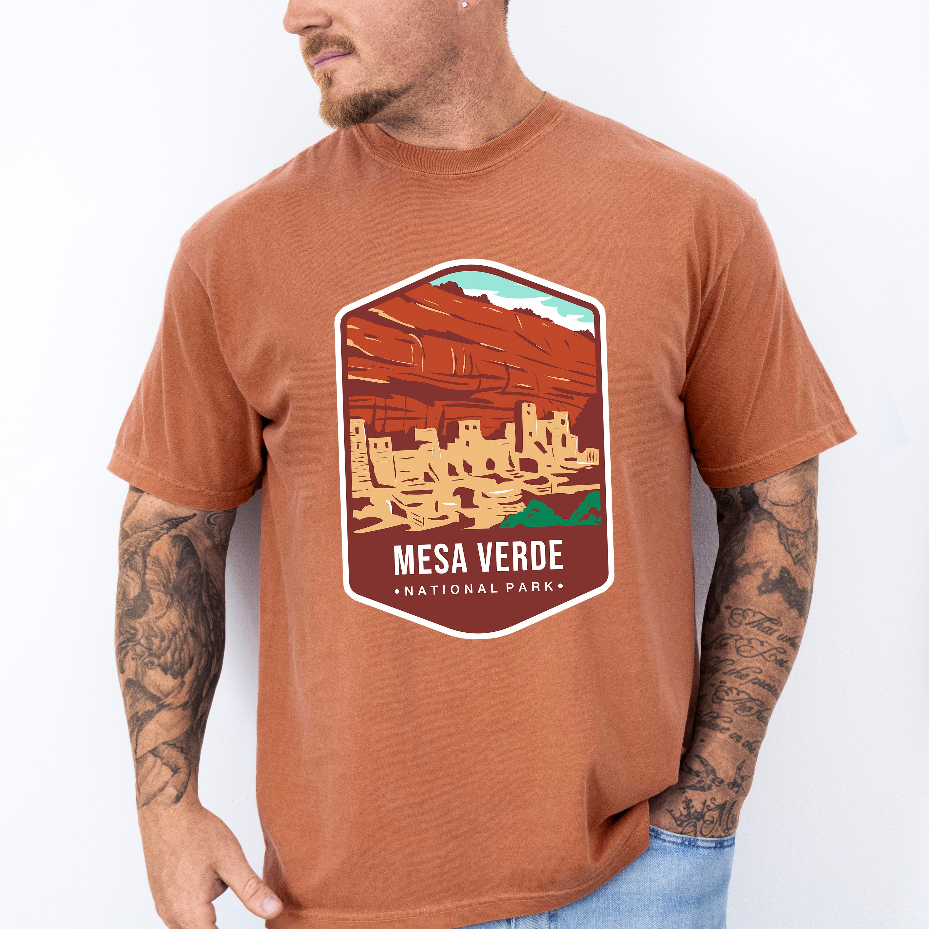Mesa Verde National Park Colorful Design - National Parks Unisex Crewneck T-Shirt Sweatshirt Hoodie