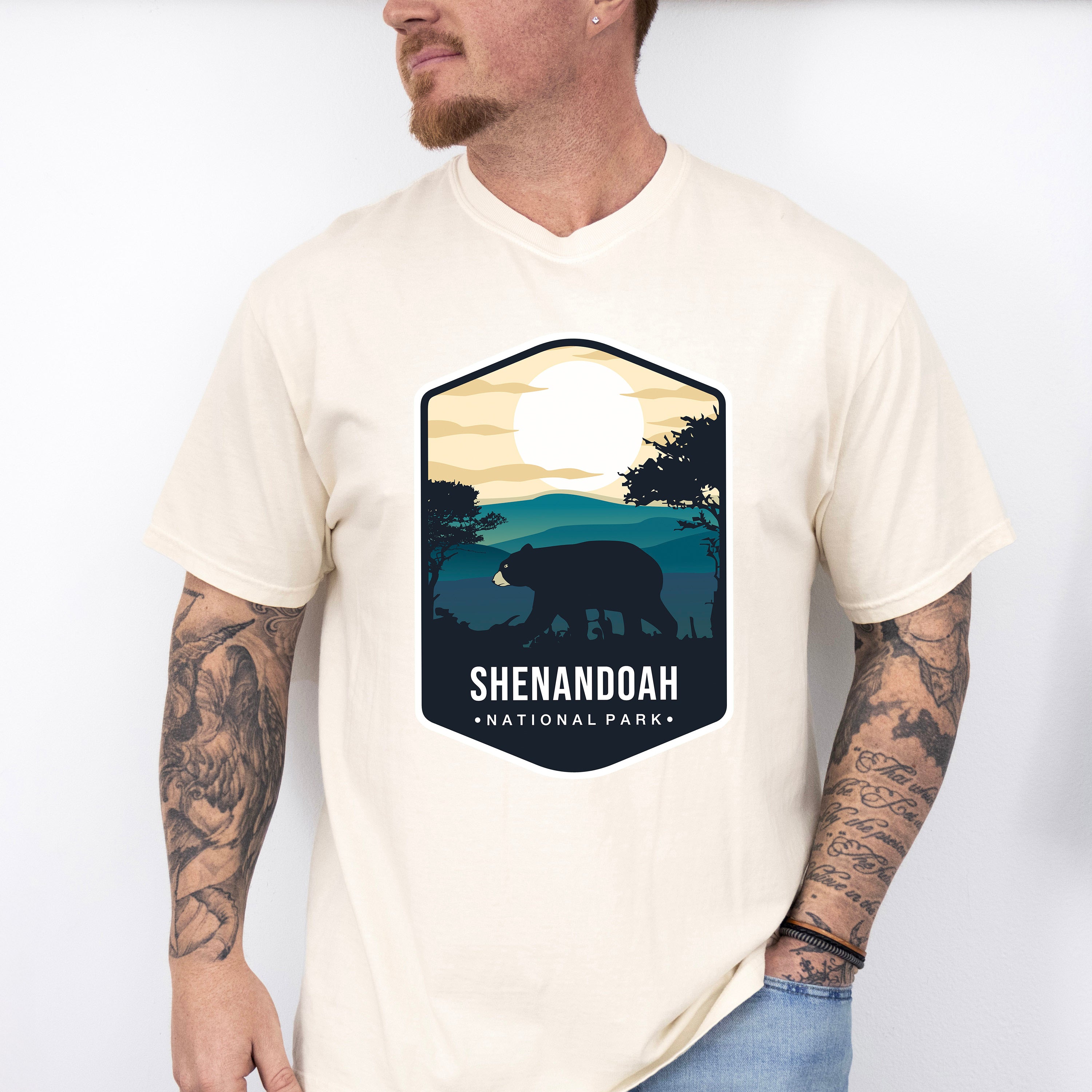 Shenandoah National Park Colorful Design - National Parks Unisex Crewneck T-Shirt Sweatshirt Hoodie